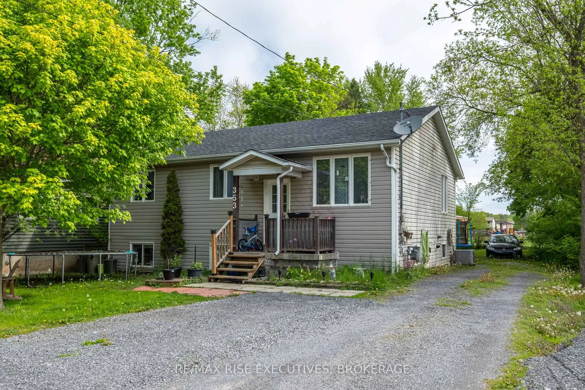 Photo of 353 Charles Street