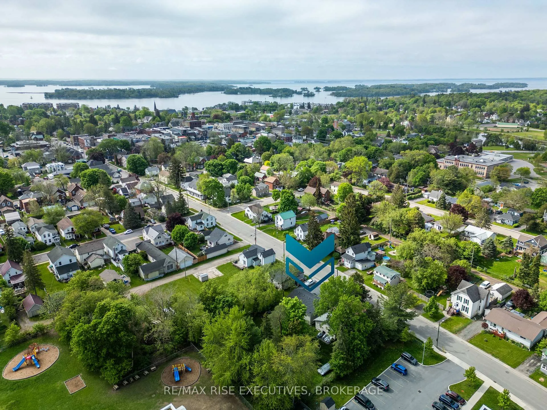 Photo 11 of 353 Charles Street, Gananoque — HOMEH