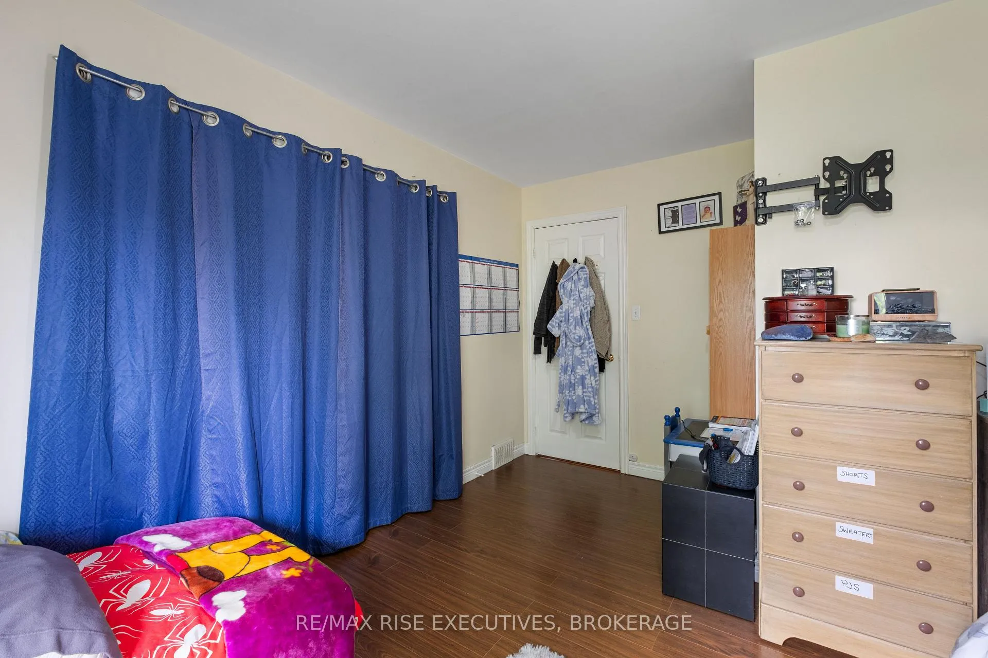 Photo 21 of 353 Charles Street, Gananoque — HOMEH