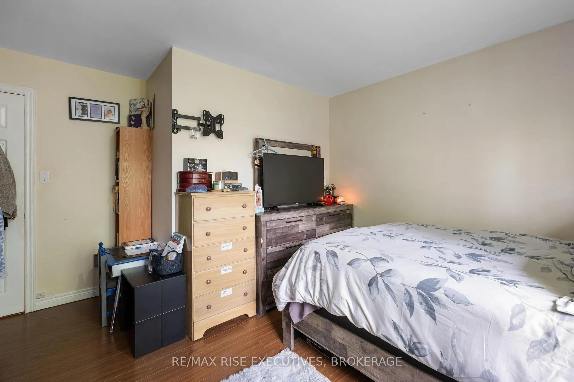 Photo 22 of 353 Charles Street, Gananoque — HOMEH