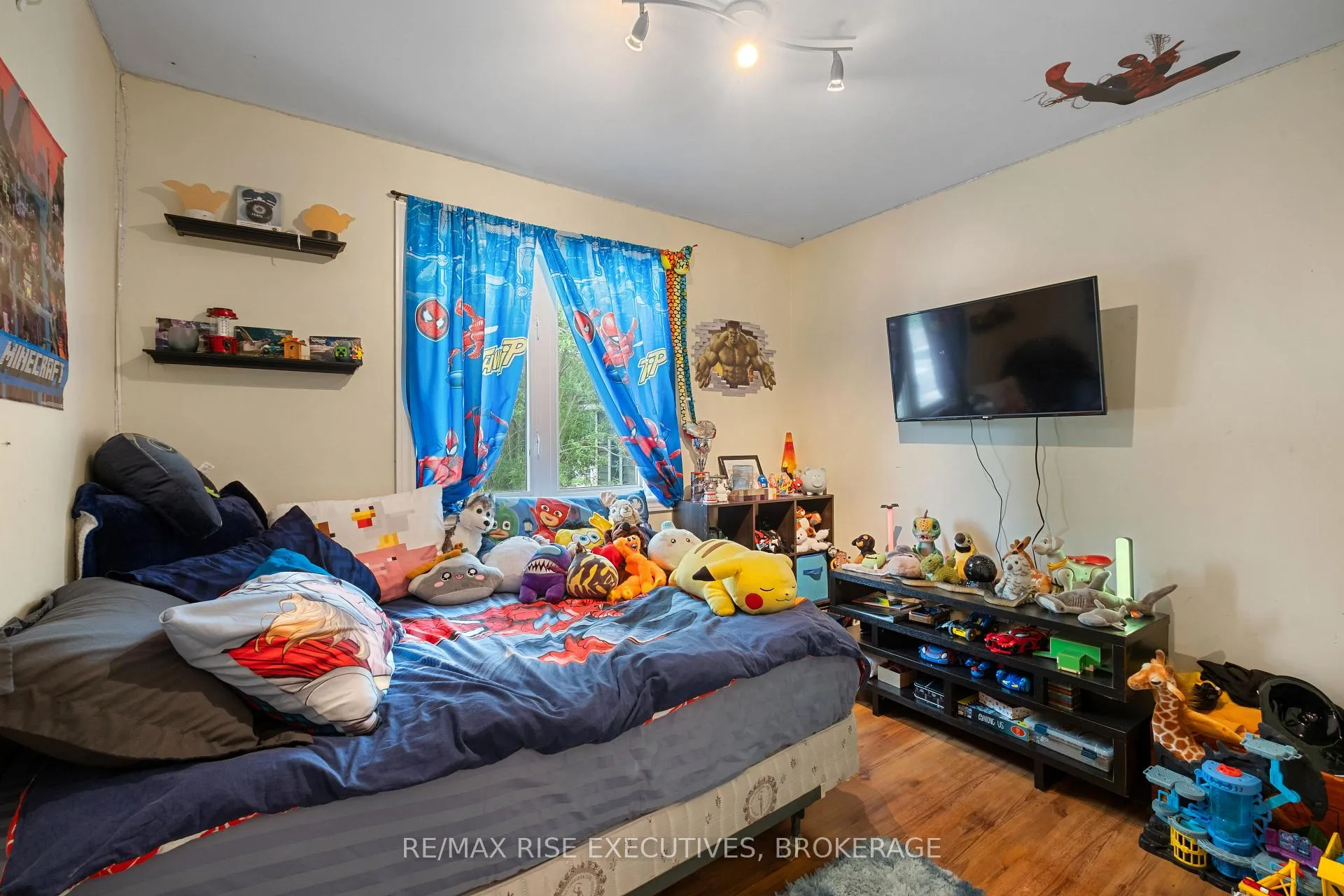 Photo 25 of 353 Charles Street, Gananoque — HOMEH
