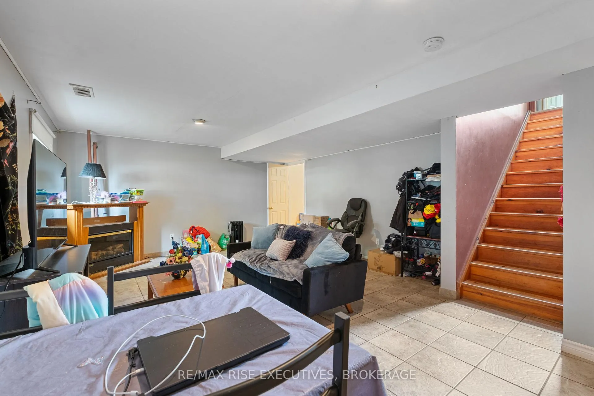 Photo 28 of 353 Charles Street, Gananoque — HOMEH