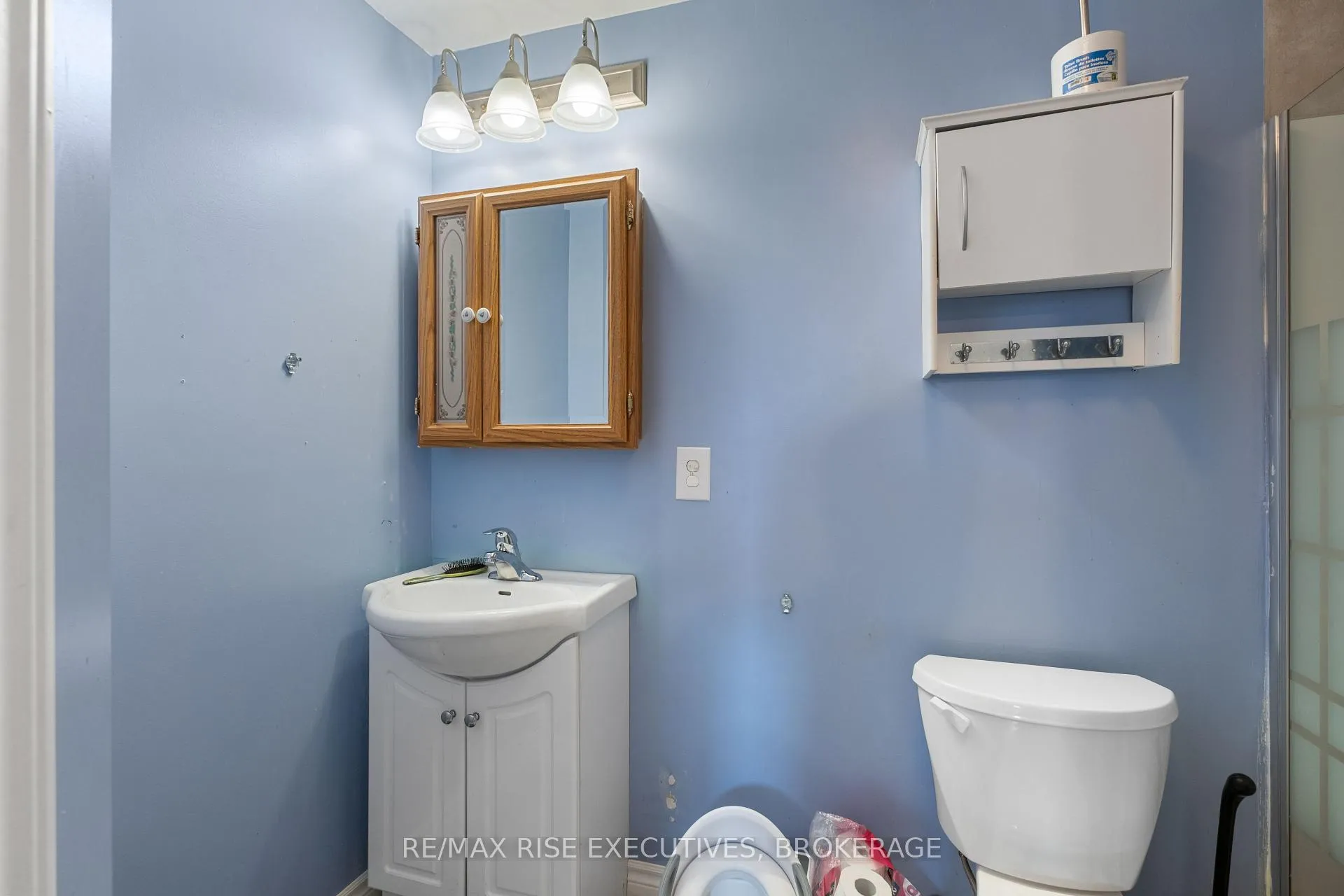 Photo 33 of 353 Charles Street, Gananoque — HOMEH