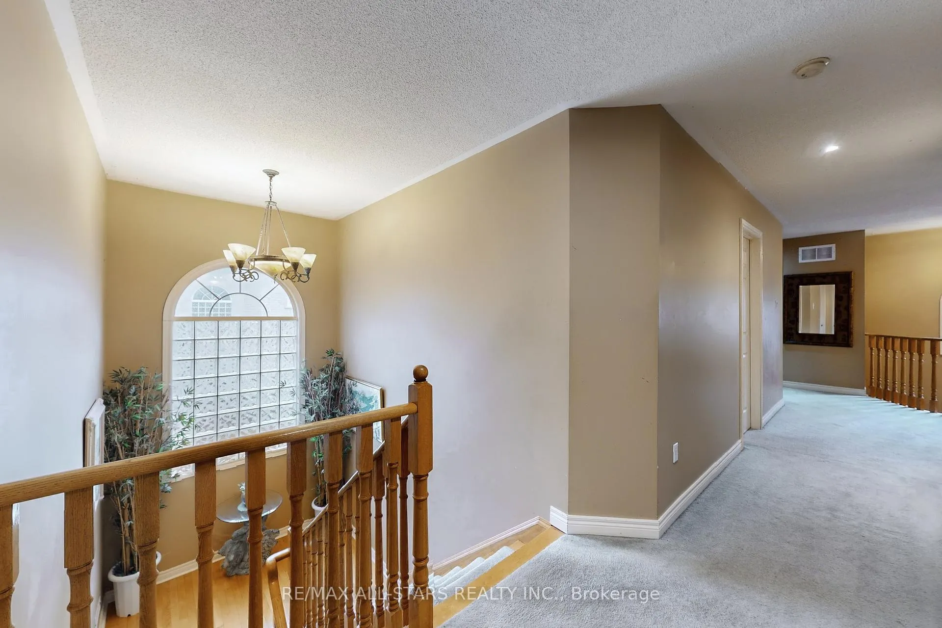 Photo 18 of 54 Bretton Circle, Markham, Rouge Fairways — HOMEH