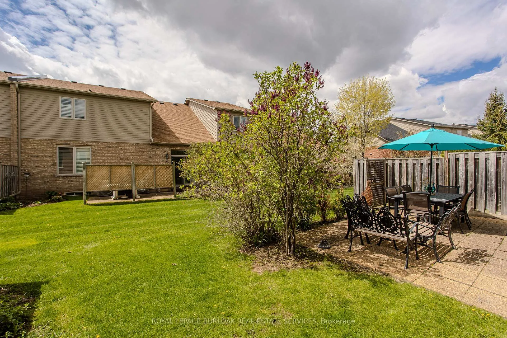 Photo 6 of Unit 31, 2165 Itabashi Way, Burlington, Tansley — HOMEH