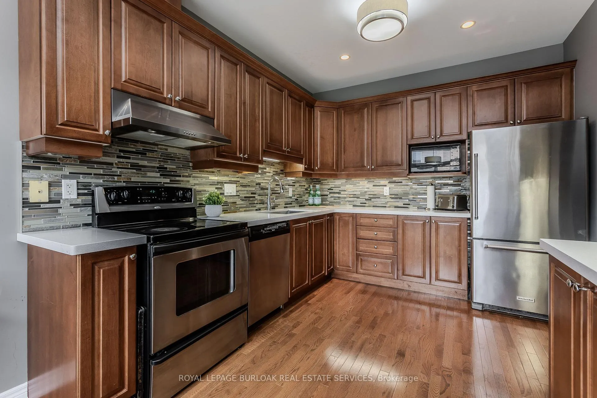 Photo 11 of Unit 31, 2165 Itabashi Way, Burlington, Tansley — HOMEH