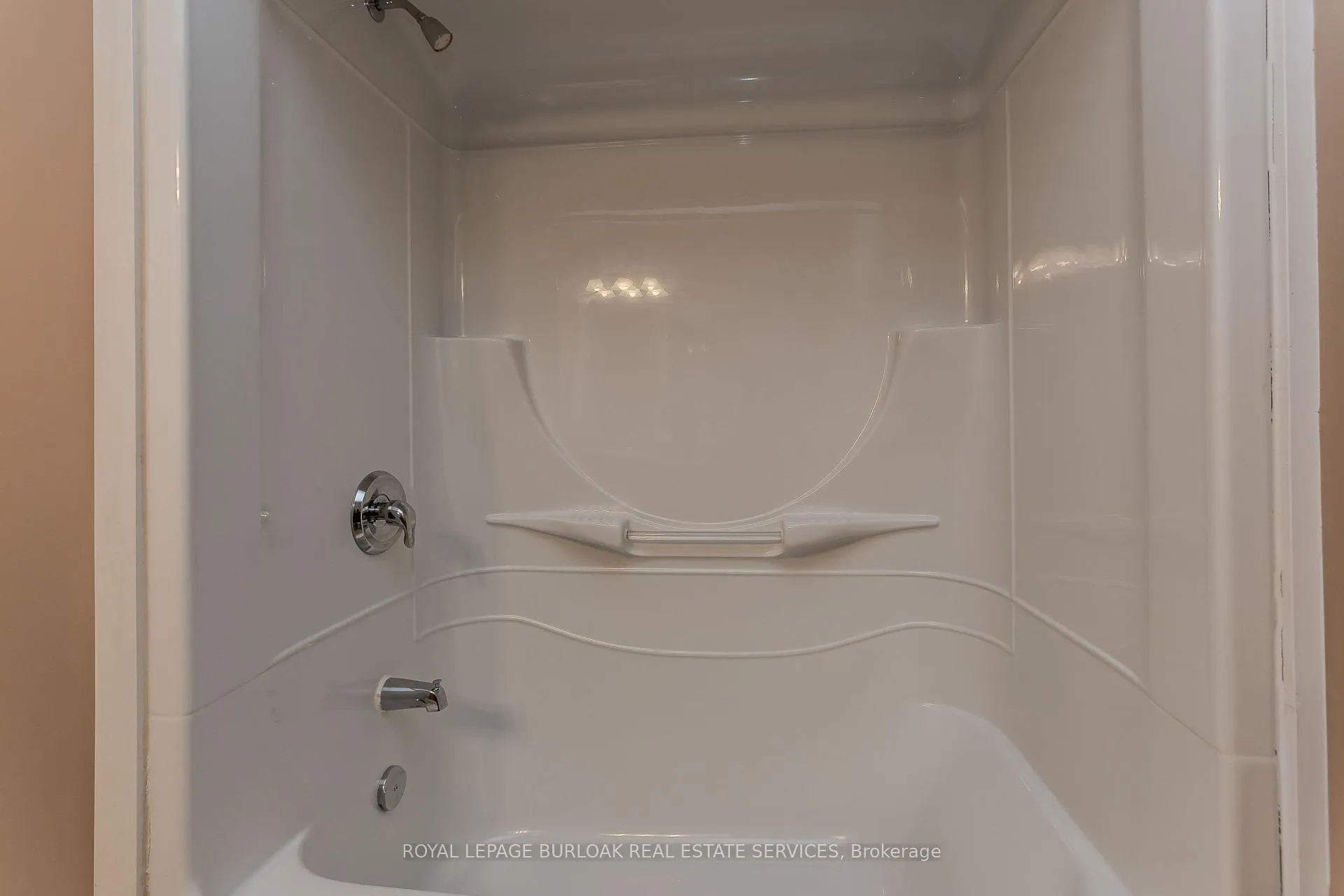 Photo 28 of Unit 31, 2165 Itabashi Way, Burlington, Tansley — HOMEH