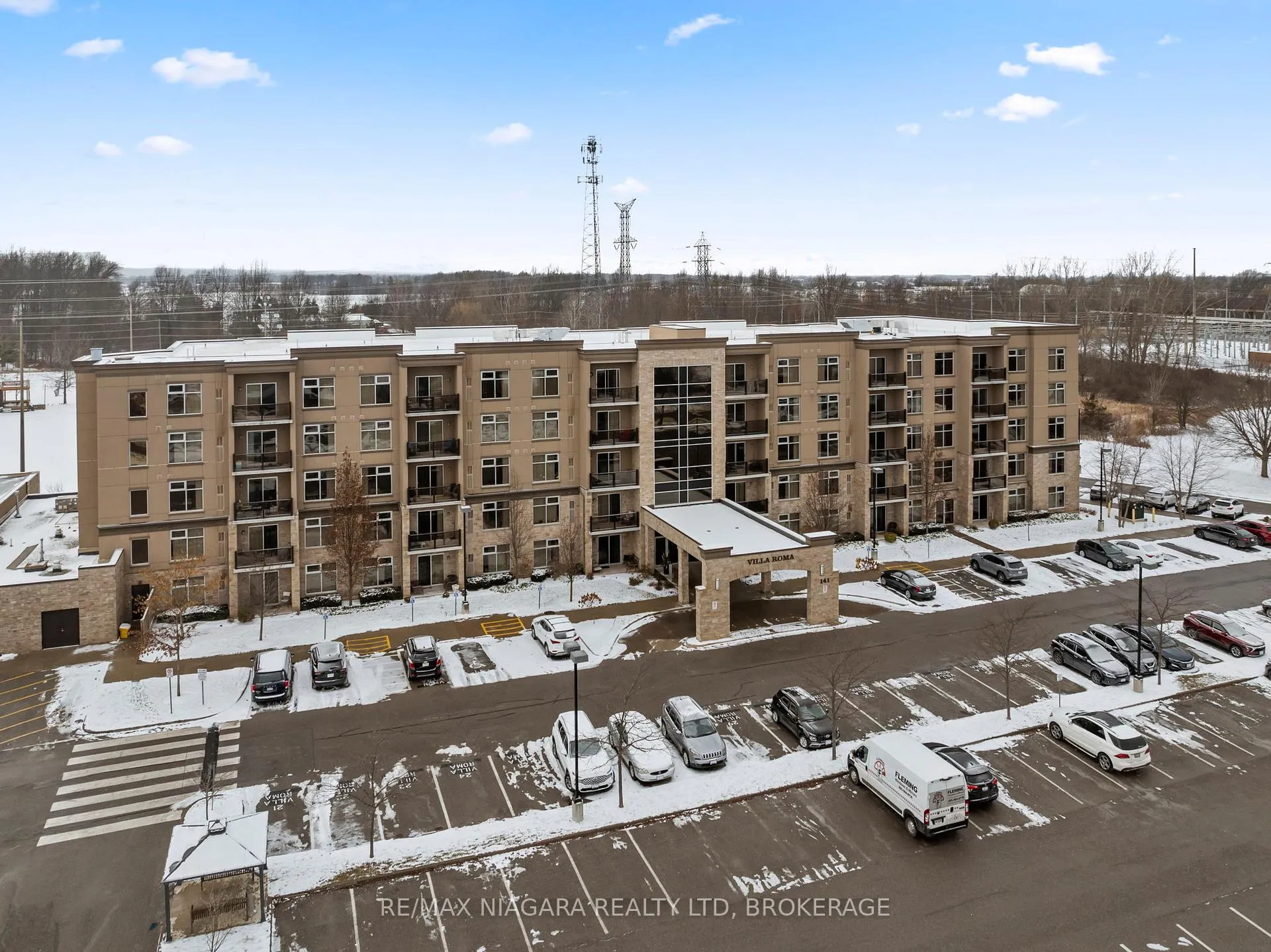 Photo 2 of Unit 308, 141 Vansickle Road, St. Catharines, Rykert/Vansickle — HOMEH
