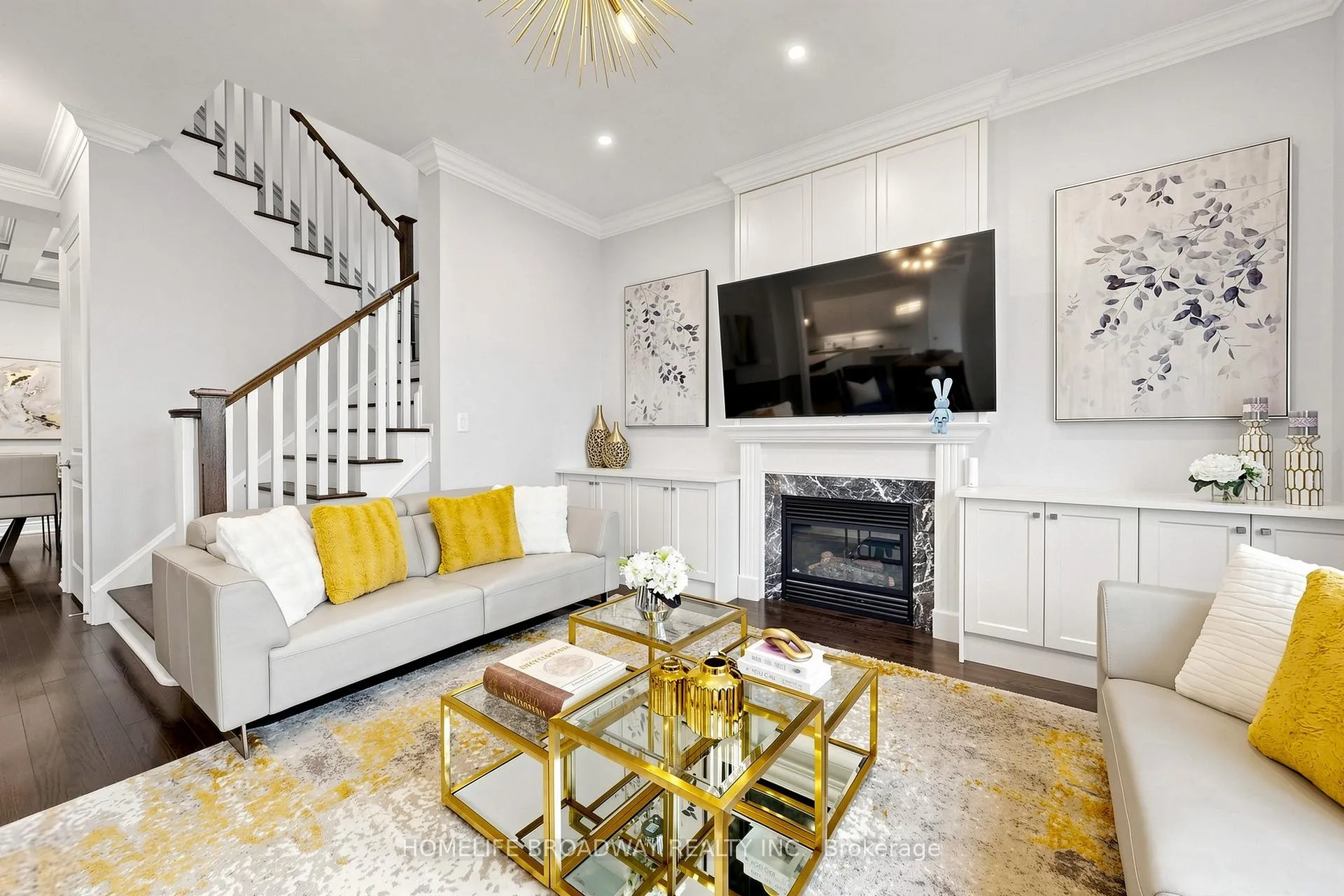 Photo 3 of 14 Evershot Crescent, Markham, Wismer — HOMEH