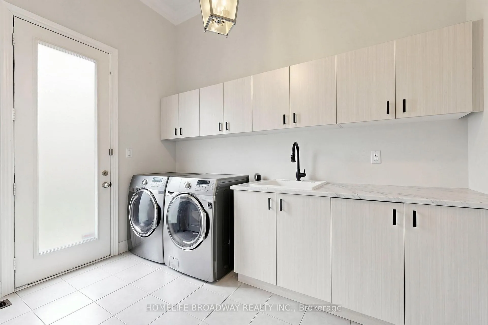 Photo 20 of 14 Evershot Crescent, Markham, Wismer — HOMEH