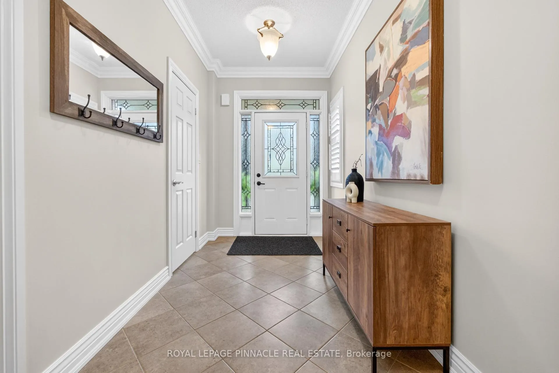 Photo 5 of 4639 Cornerstone Drive, Burlington, Alton — HOMEH