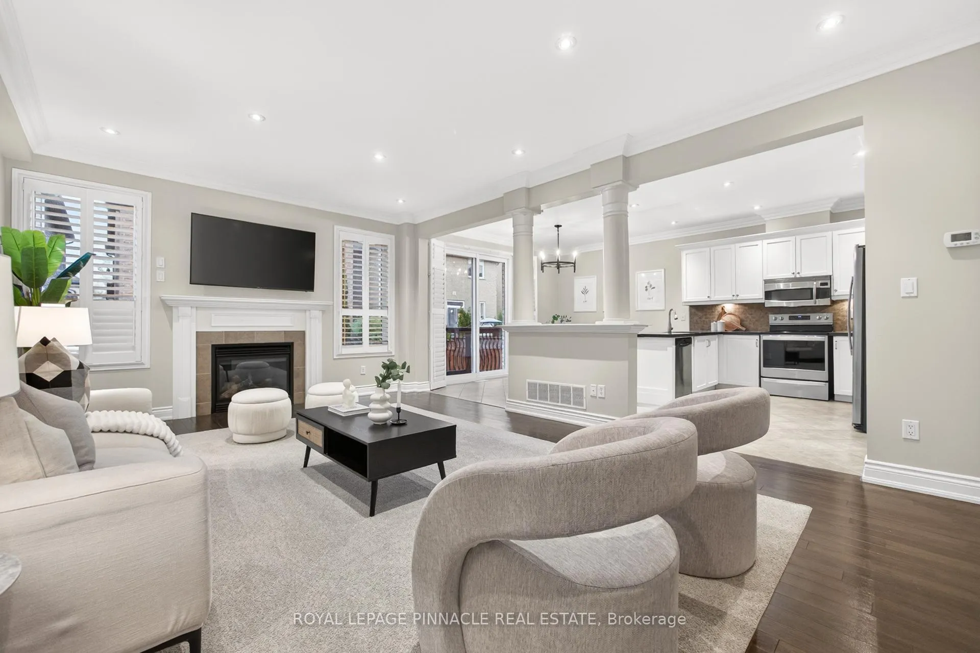 Photo 11 of 4639 Cornerstone Drive, Burlington, Alton — HOMEH