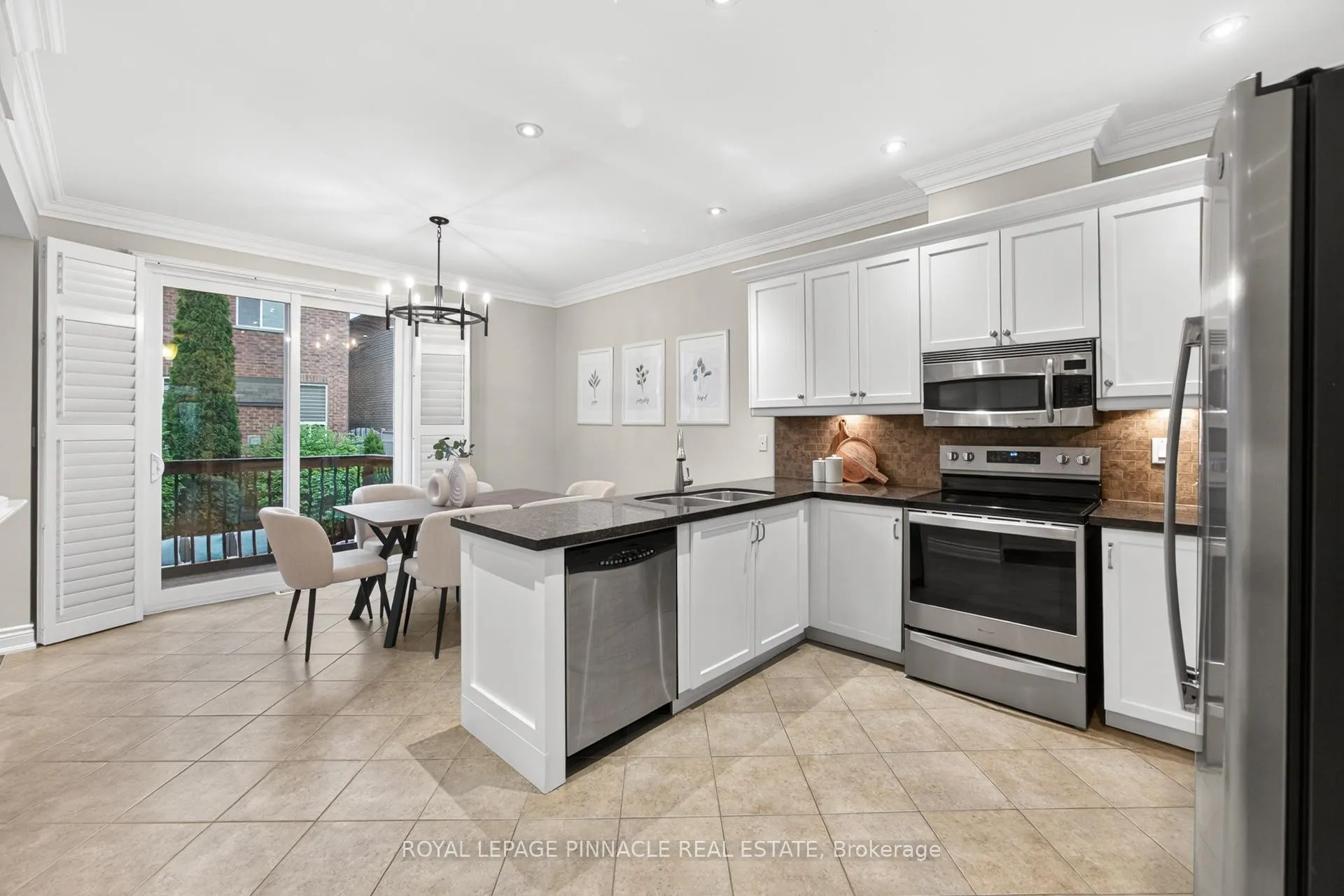 Photo 13 of 4639 Cornerstone Drive, Burlington, Alton — HOMEH