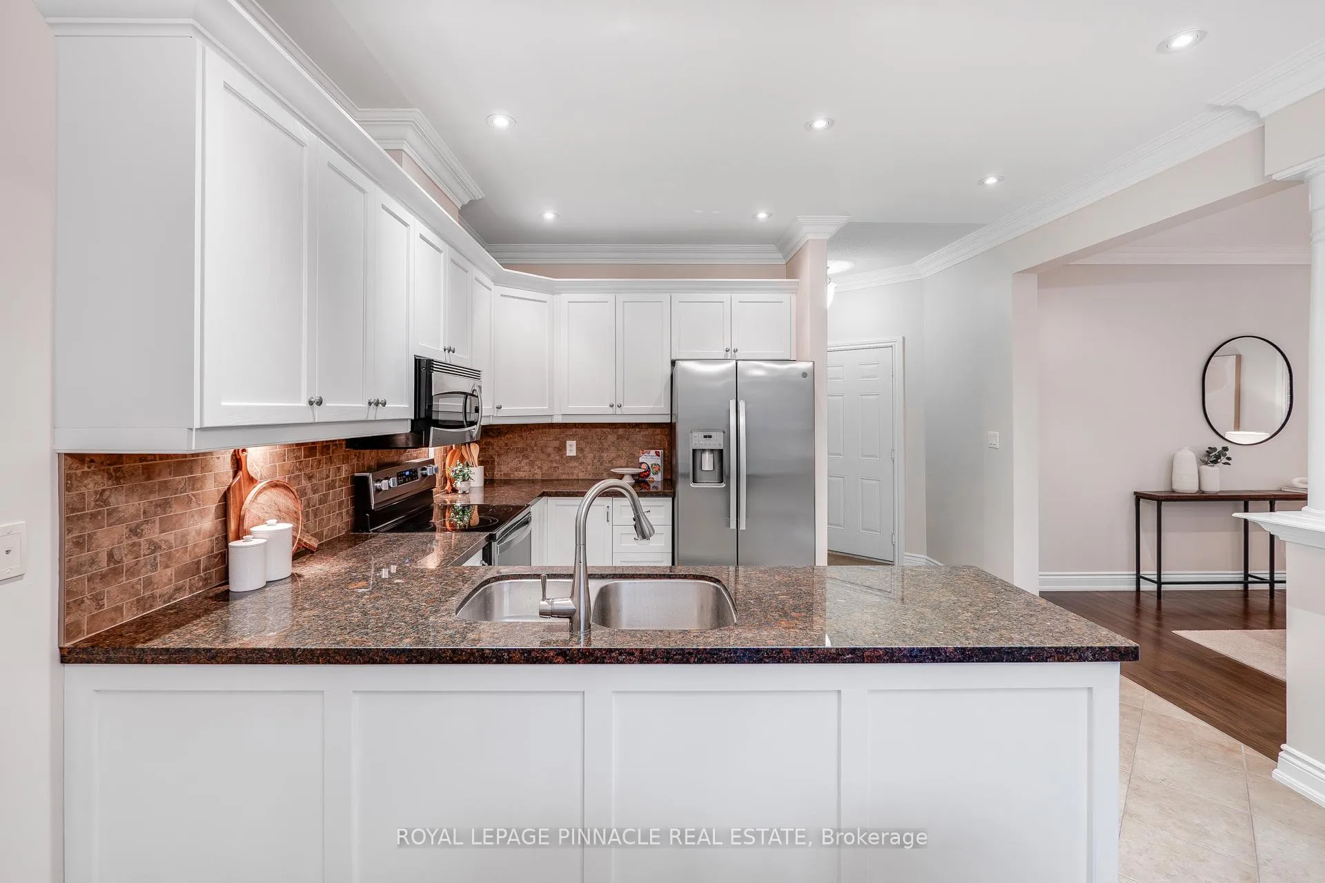 Photo 16 of 4639 Cornerstone Drive, Burlington, Alton — HOMEH