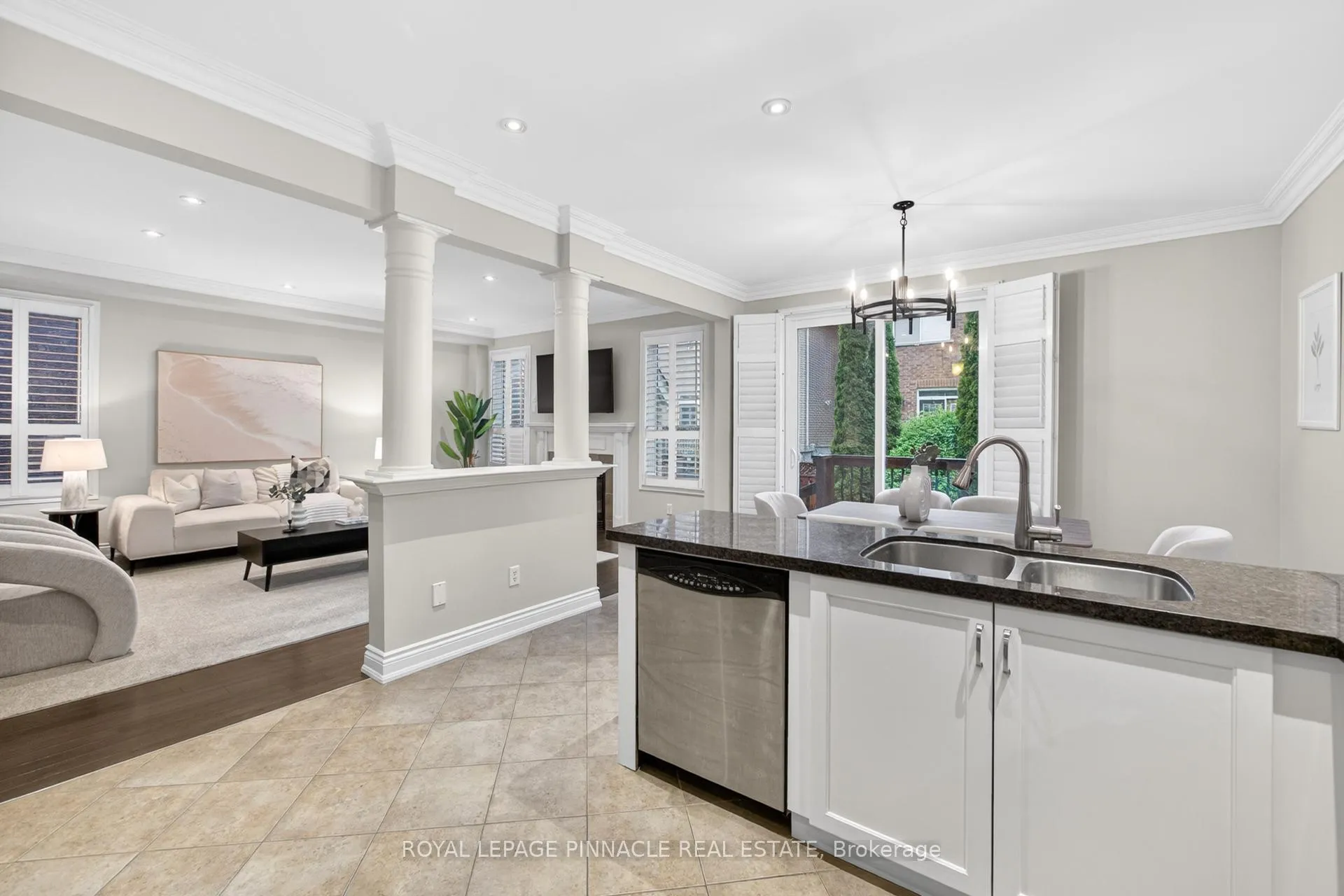 Photo 18 of 4639 Cornerstone Drive, Burlington, Alton — HOMEH