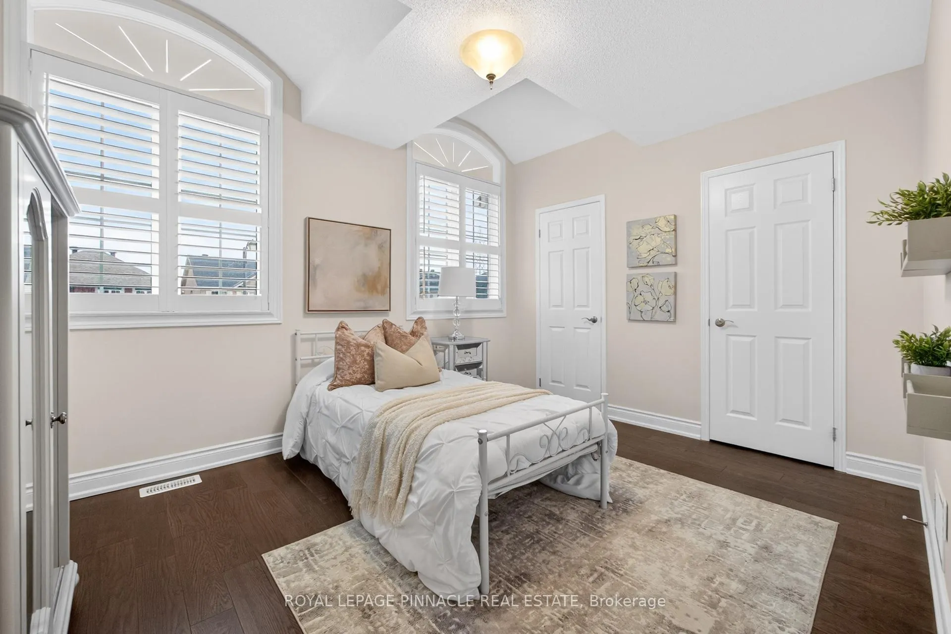 Photo 31 of 4639 Cornerstone Drive, Burlington, Alton — HOMEH