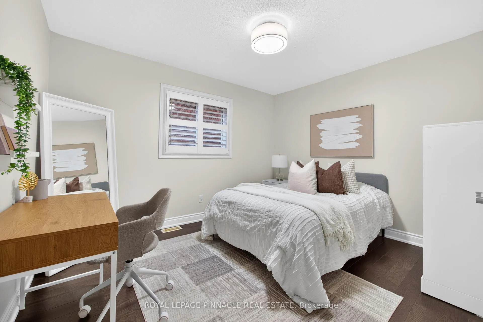 Photo 32 of 4639 Cornerstone Drive, Burlington, Alton — HOMEH