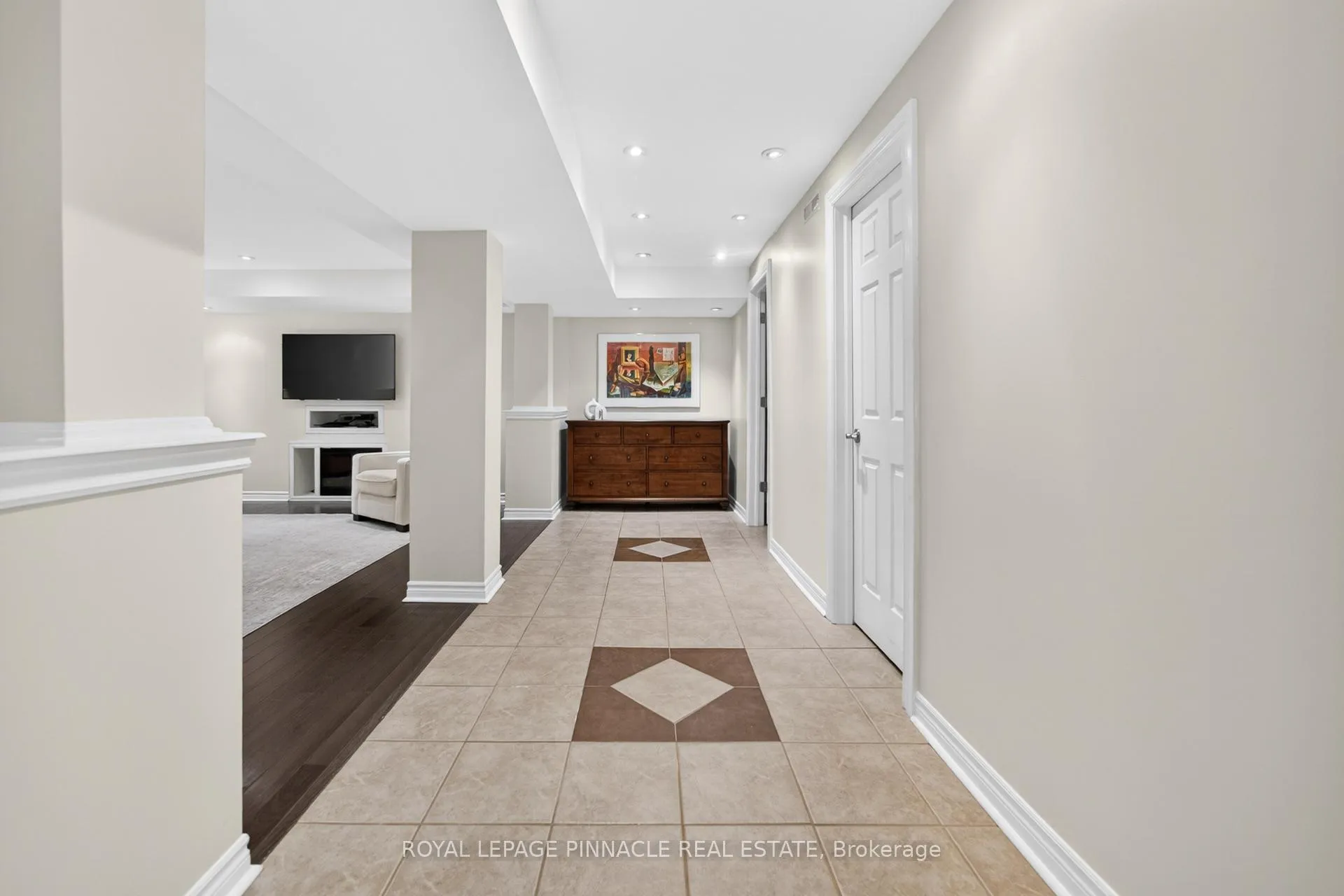Photo 37 of 4639 Cornerstone Drive, Burlington, Alton — HOMEH