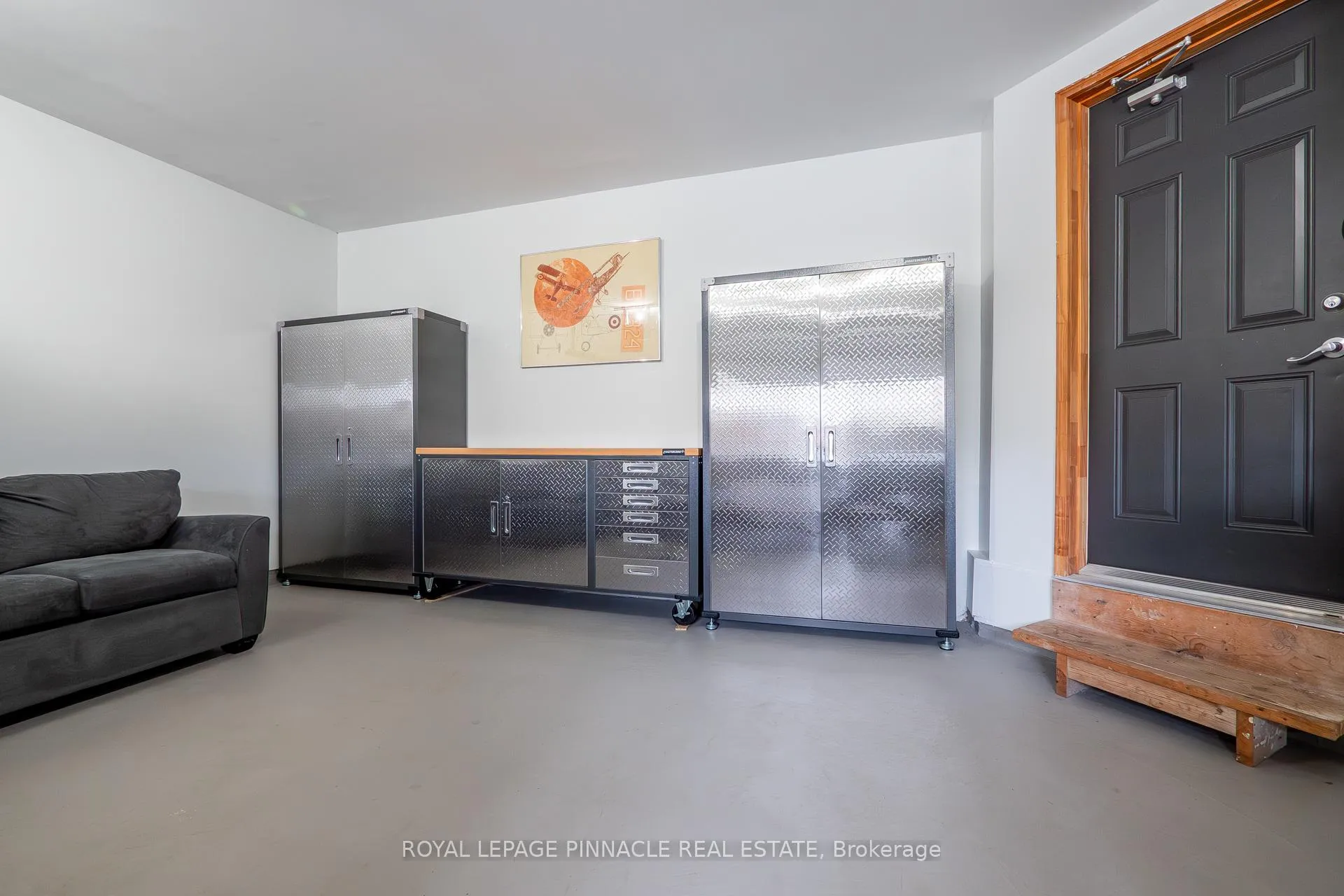 Photo 42 of 4639 Cornerstone Drive, Burlington, Alton — HOMEH