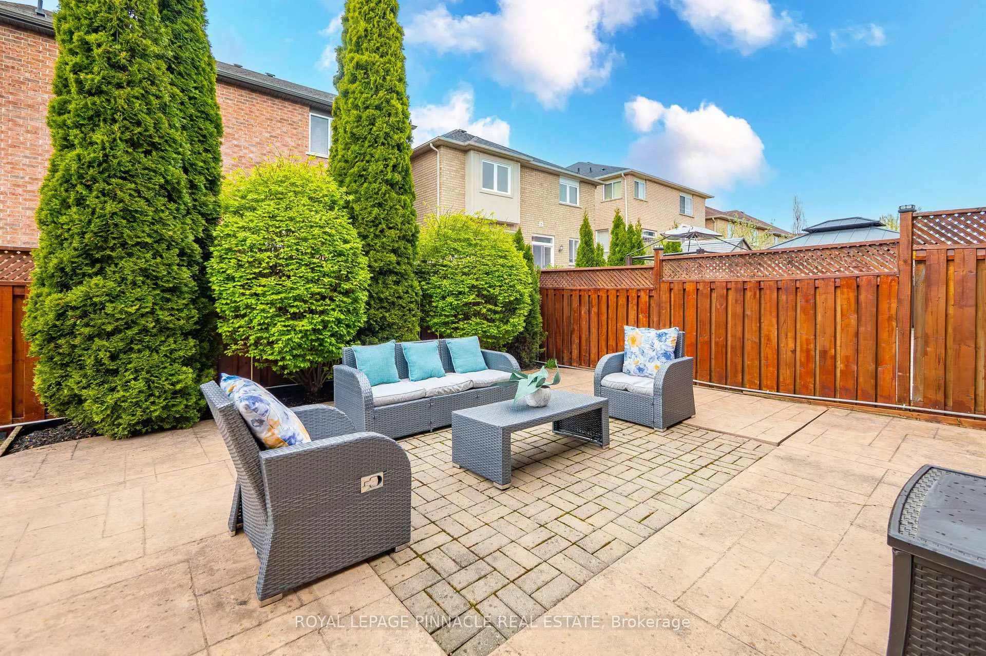 Photo 45 of 4639 Cornerstone Drive, Burlington, Alton — HOMEH