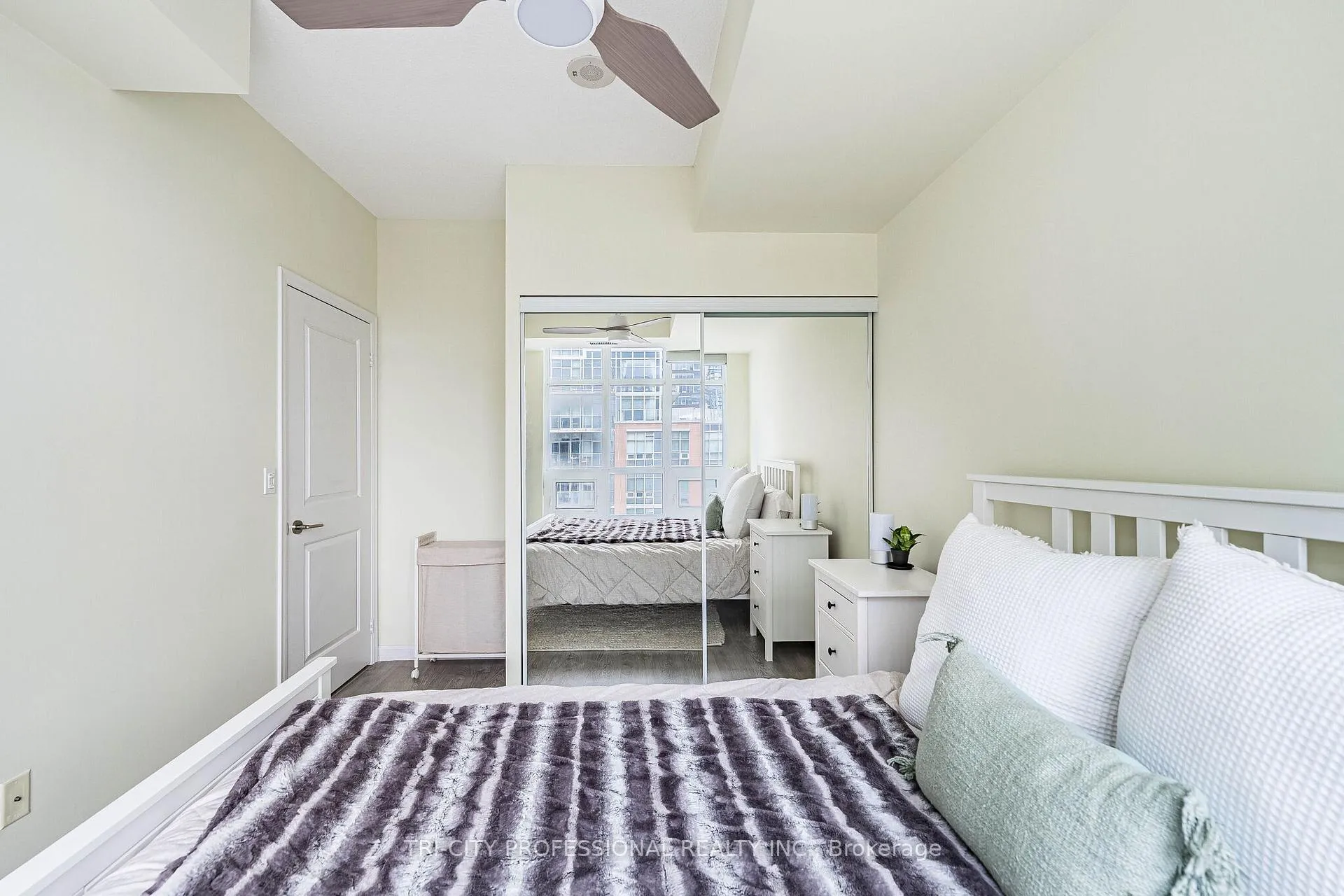 Photo 27 of Unit 1713, 85 E Liberty Street, Toronto, Niagara — HOMEH