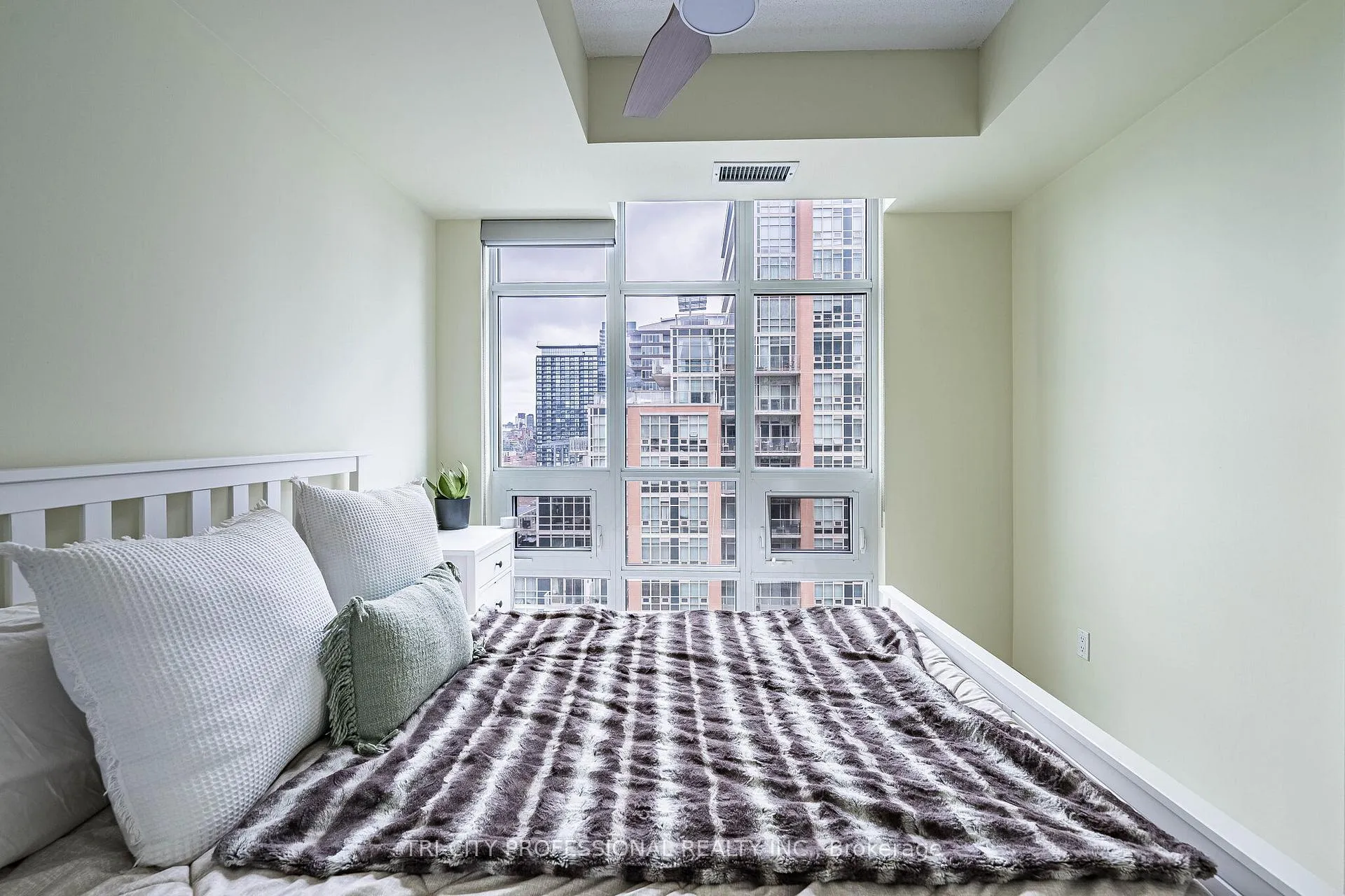 Photo 28 of Unit 1713, 85 E Liberty Street, Toronto, Niagara — HOMEH
