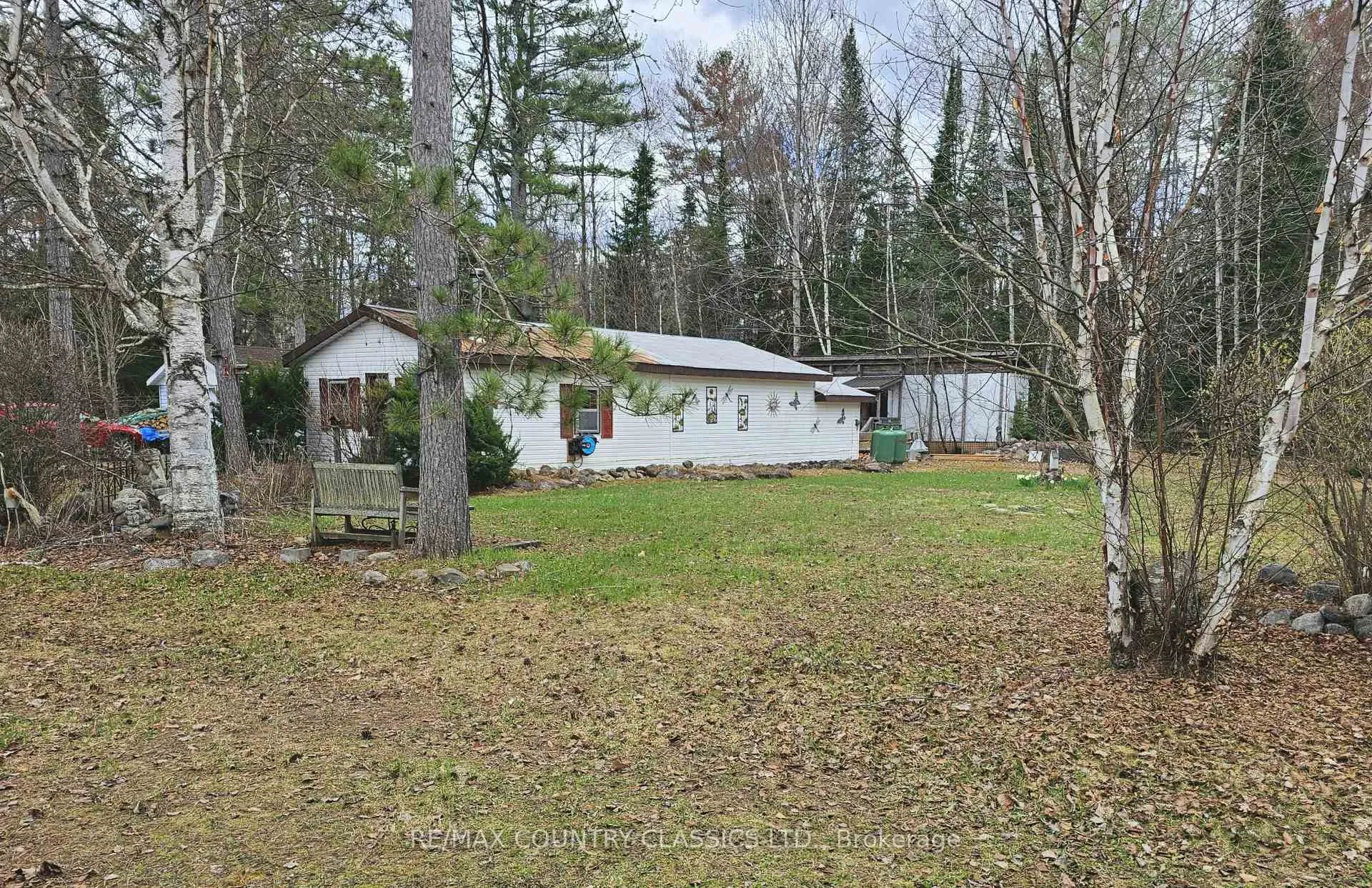 Photo 18 of 795 Riverside Drive, Madawaska Valley, Madawaska Valley — HOMEH