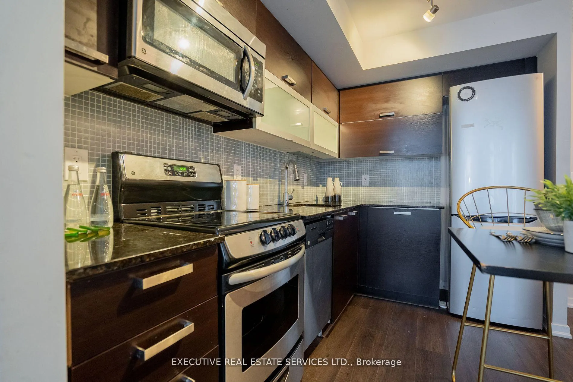 Photo 12 of Unit 1902 E, 36 Lisgar Street E, Toronto, Little Portugal — HOMEH