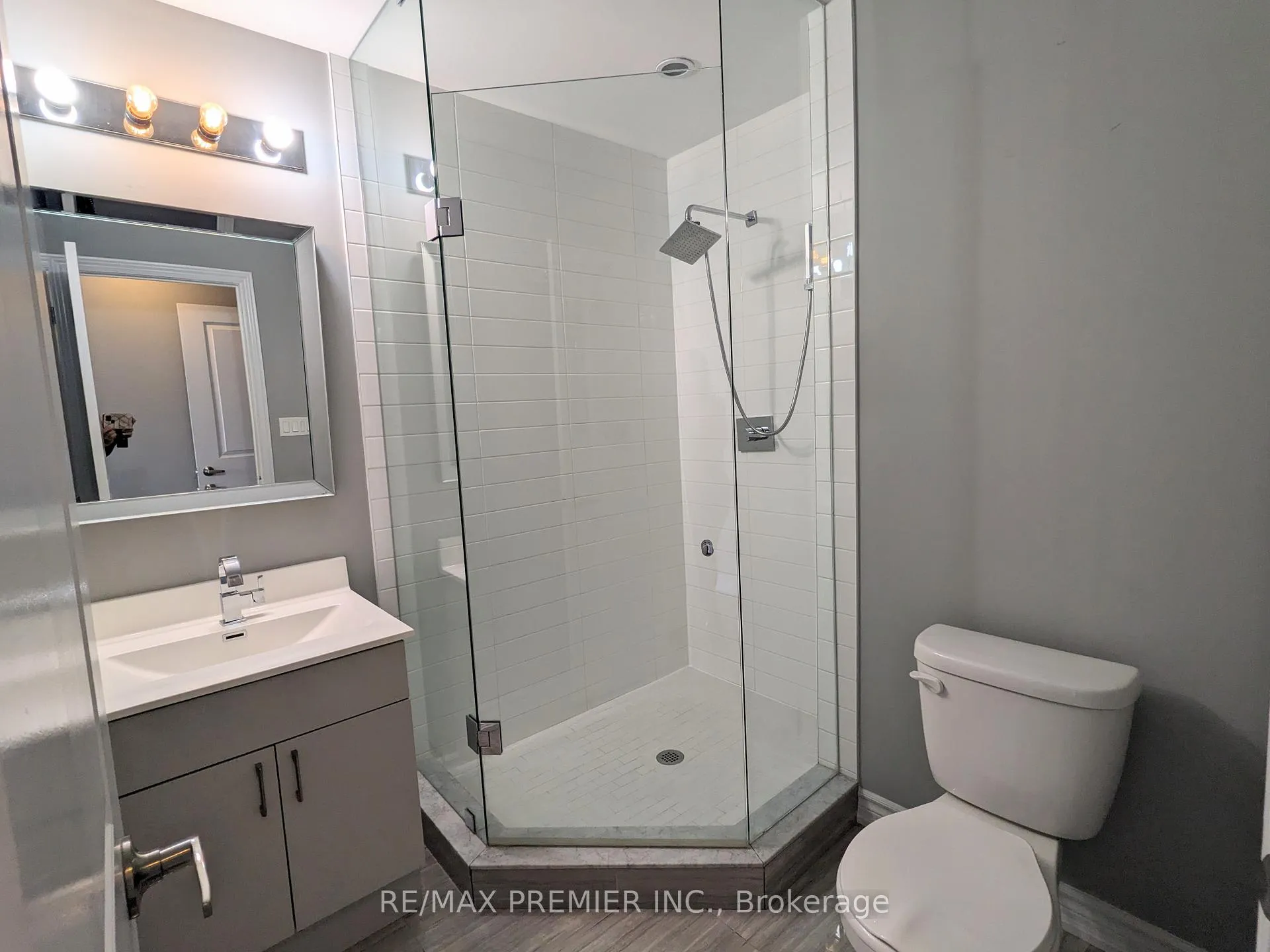 Photo 9 of Unit 26, 196 Pine Grove Road, Vaughan, Islington Woods — HOMEH