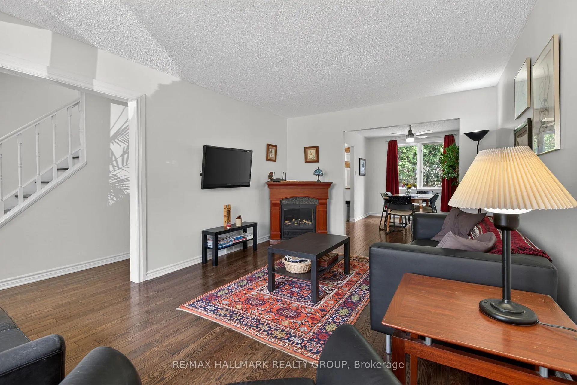 Photo 7 of 6 Beddoe Lane, Ottawa, Blackburn Hamlet (South) — HOMEH