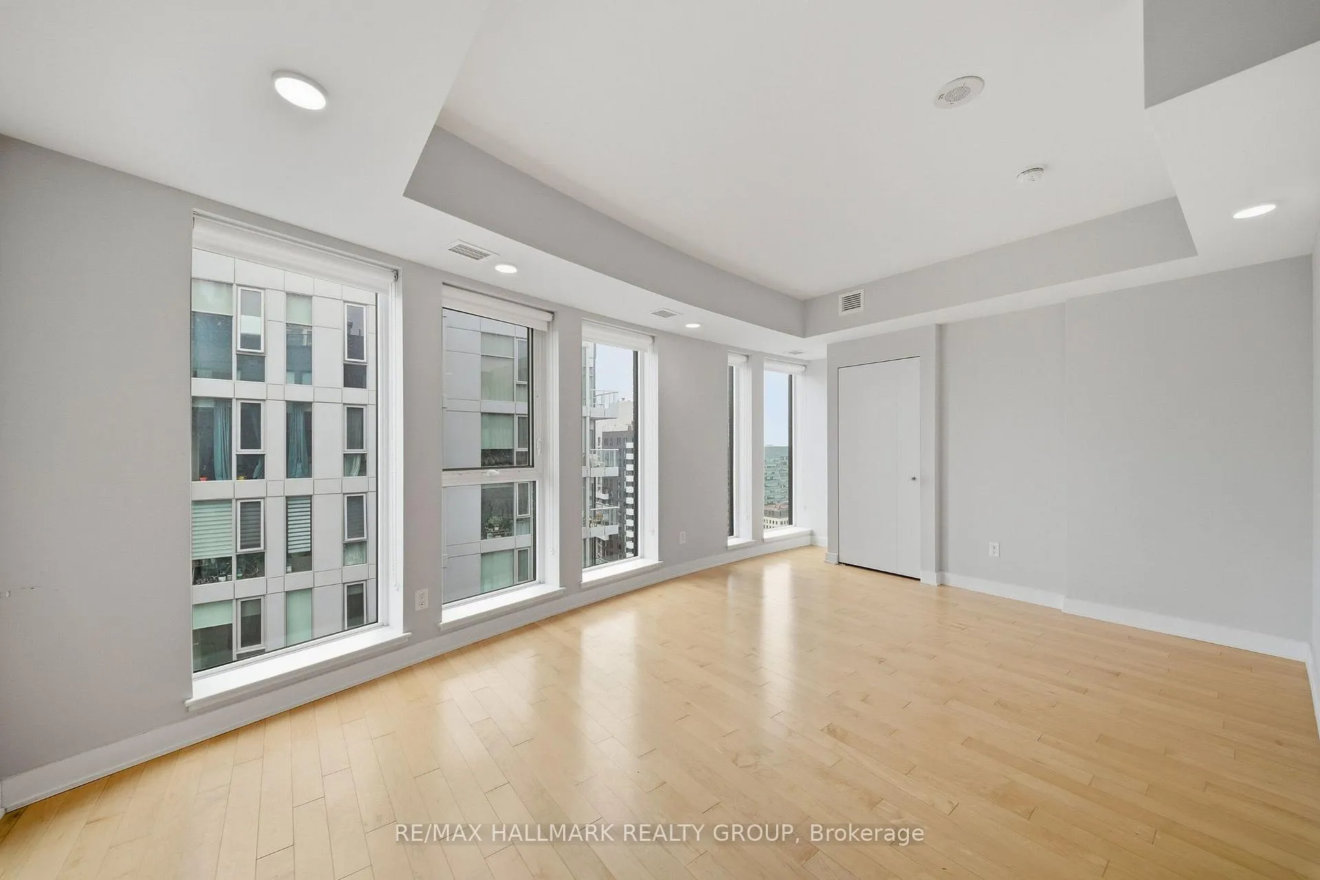 Photo 9 of Unit 2604, 40 Nepean Street, Ottawa, Ottawa Centre — HOMEH
