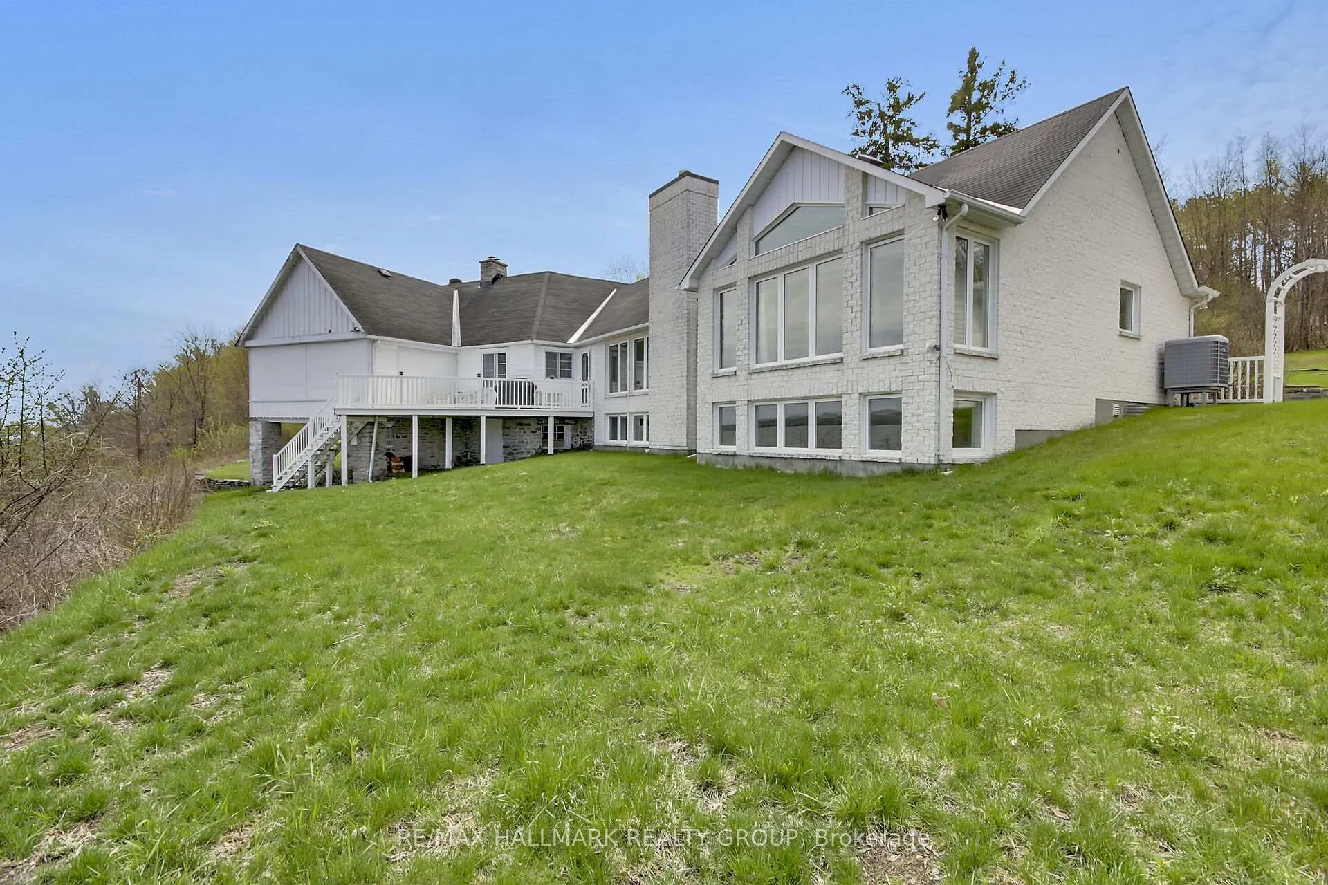 Photo 41 of 350 Berry Side Road, Ottawa, Kanata - Kanata (North East) — HOMEH