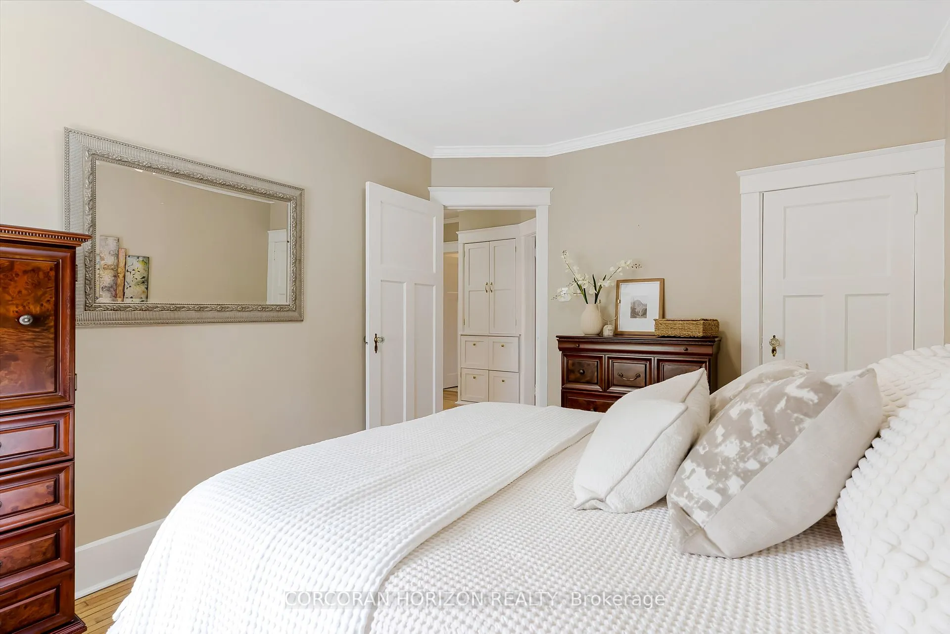 Photo 30 of 115 Filbert Street, Kitchener — HOMEH