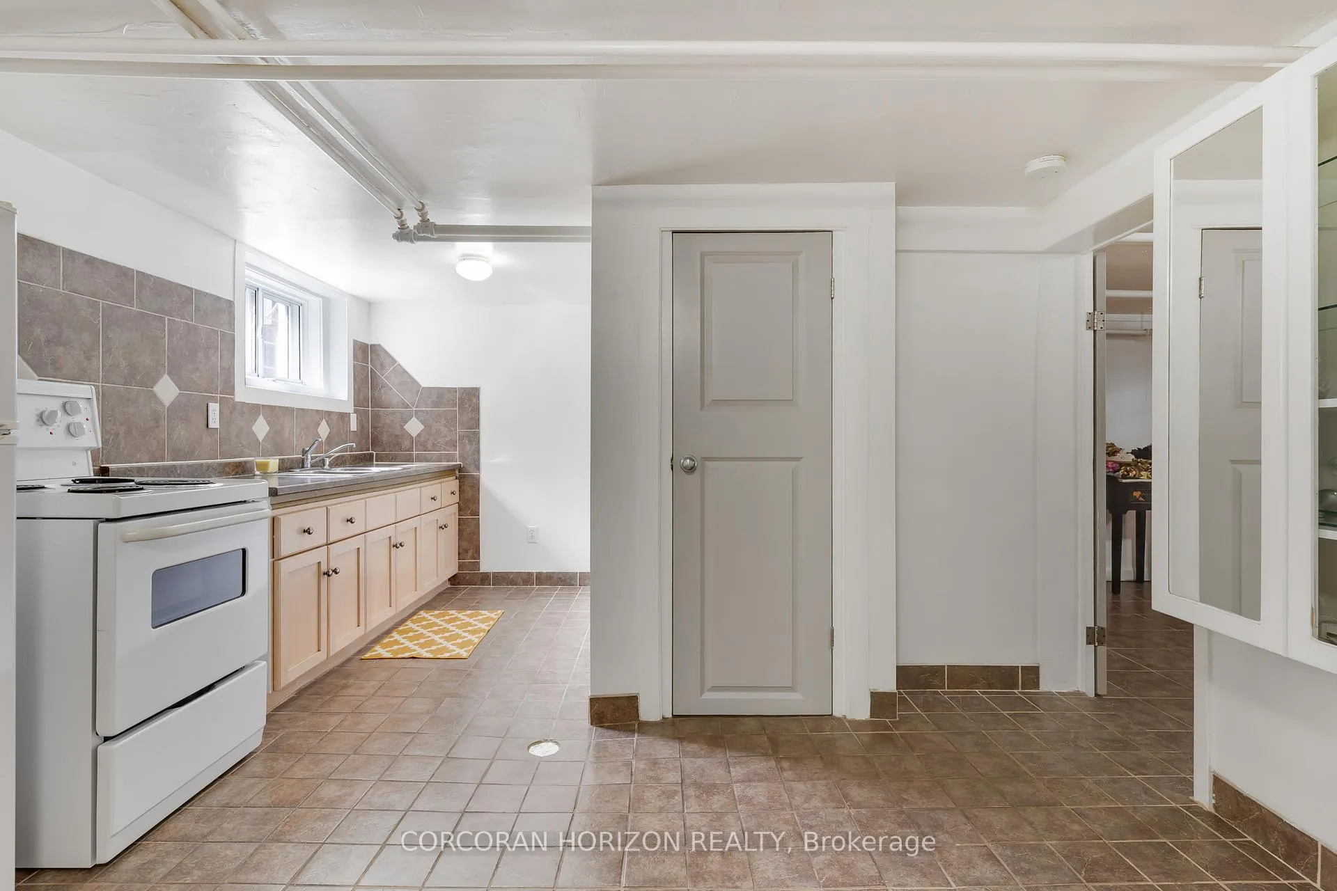 Photo 35 of 115 Filbert Street, Kitchener — HOMEH