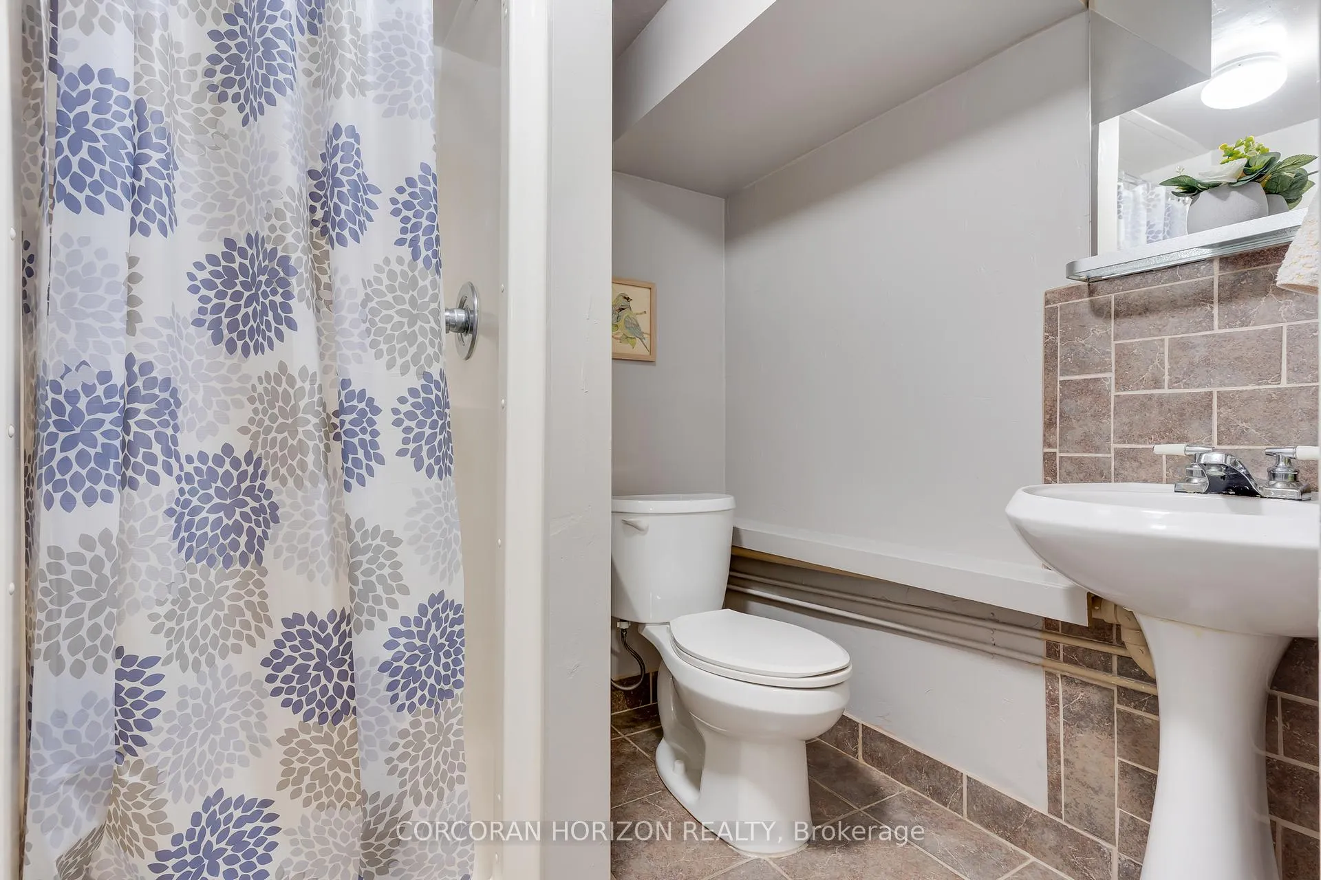 Photo 36 of 115 Filbert Street, Kitchener — HOMEH