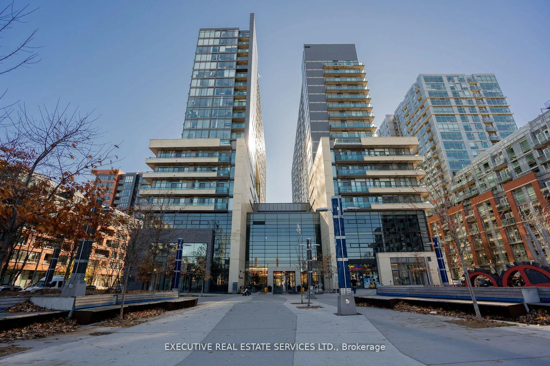 Photo 4 of Unit 1902 E, 36 Lisgar Street E, Toronto, Little Portugal — HOMEH