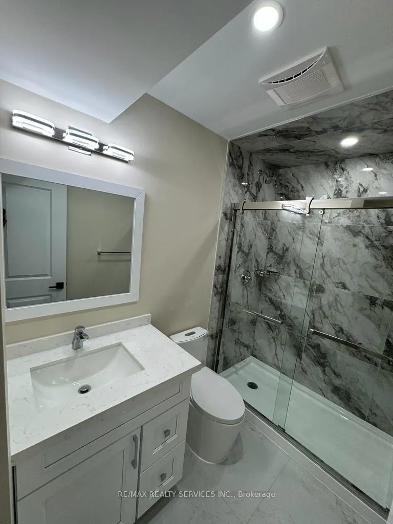 Photo 17 of Unit Basement, 21 Copperhill Heights, Barrie, Rural Barrie Southeast — HOMEH
