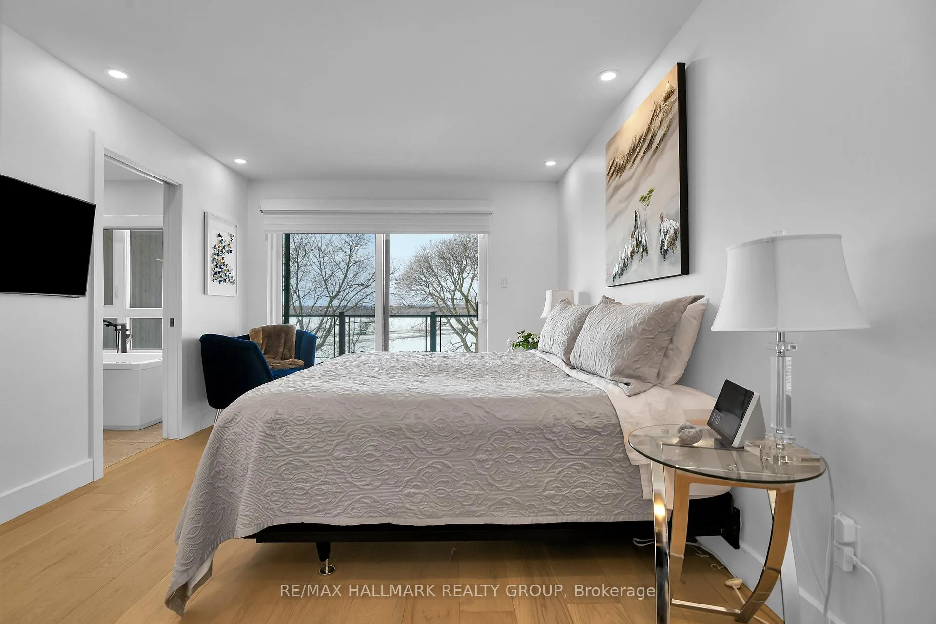 Photo 20 of 2167 Rice Avenue, Ottawa, Woodroffe — HOMEH