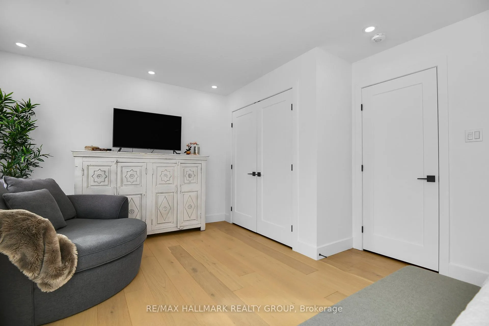 Photo 25 of 2167 Rice Avenue, Ottawa, Woodroffe — HOMEH