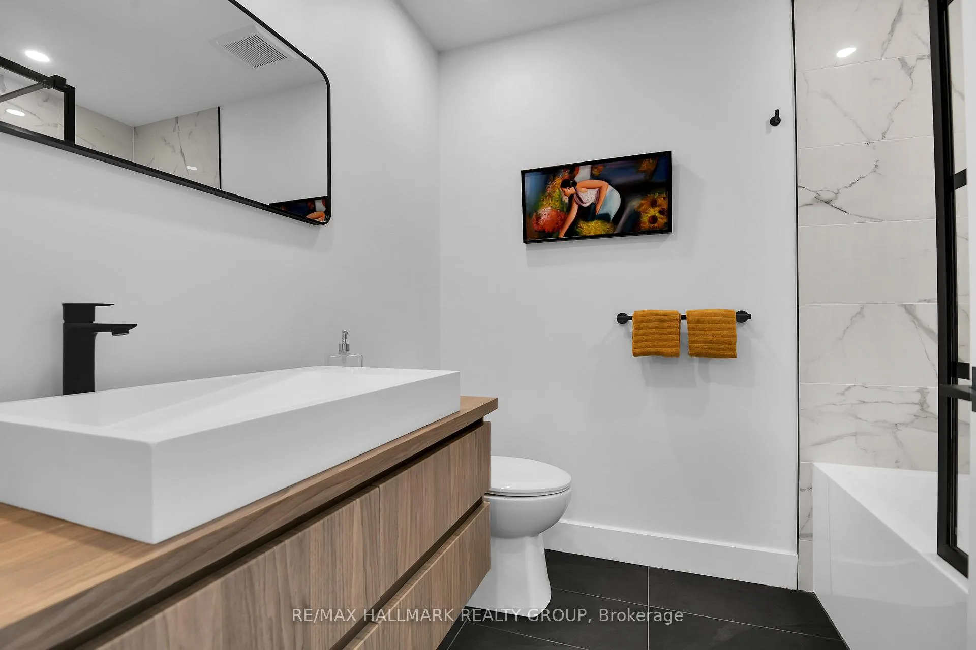 Photo 26 of 2167 Rice Avenue, Ottawa, Woodroffe — HOMEH