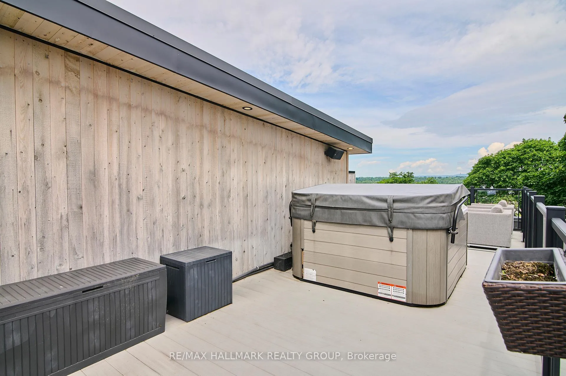 Photo 34 of 2167 Rice Avenue, Ottawa, Woodroffe — HOMEH