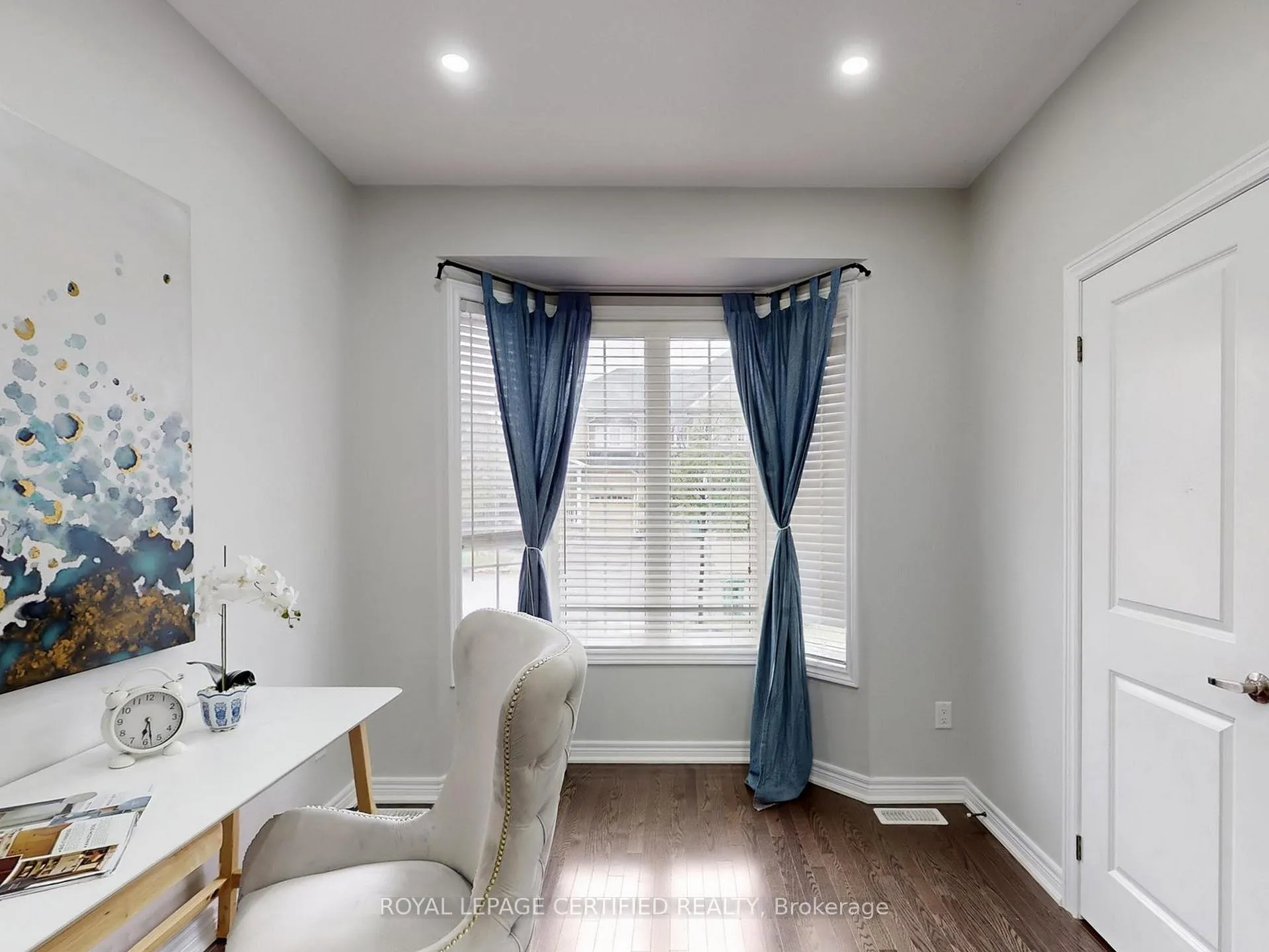 Photo 3 of 20 Naperton Drive, Brampton, Sandringham-Wellington — HOMEH