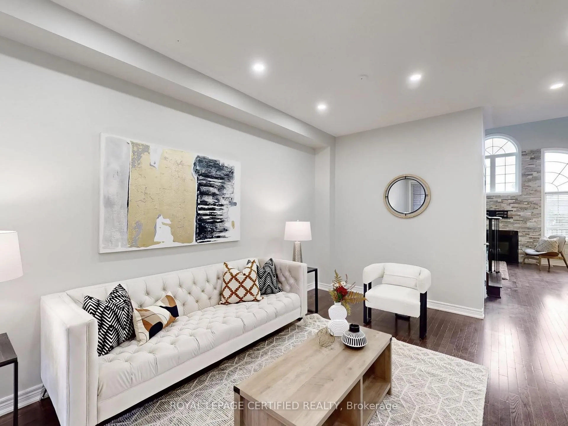 Photo 6 of 20 Naperton Drive, Brampton, Sandringham-Wellington — HOMEH