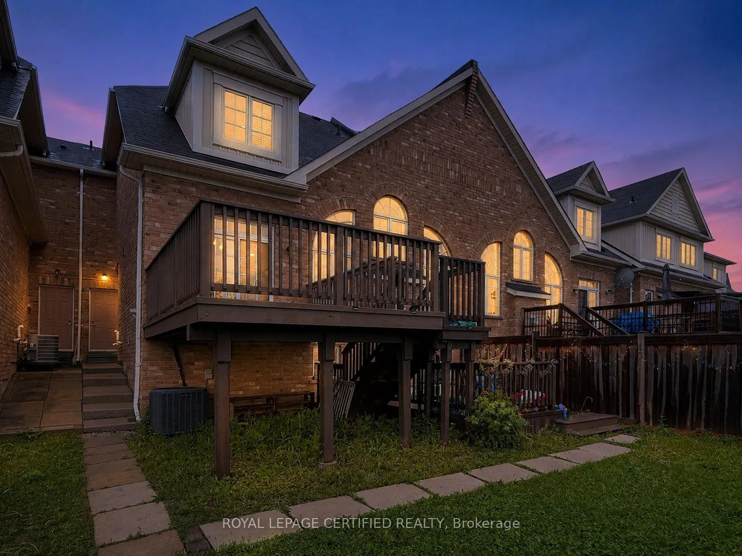 Photo 43 of 20 Naperton Drive, Brampton, Sandringham-Wellington — HOMEH