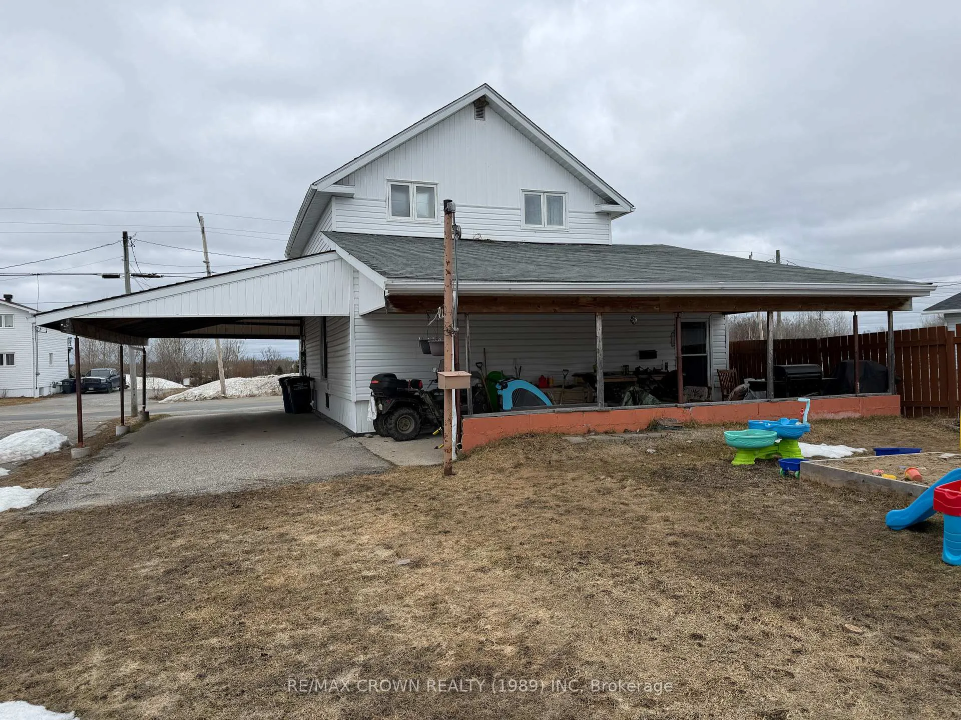 Photo 4 of 267 Ross Road, Smooth Rock Falls, SRF — HOMEH