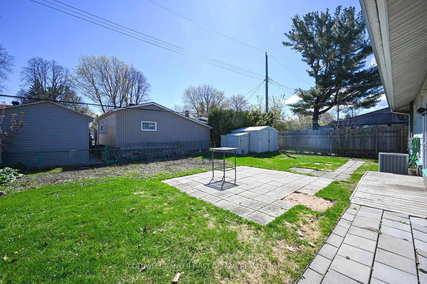 Photo 19 of 2128 Kingsley Road, Ottawa, Parkway Park — HOMEH