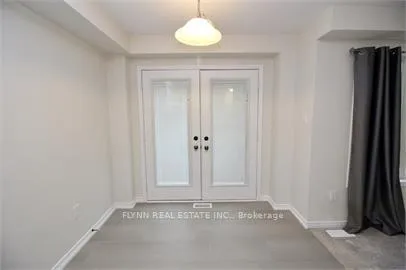 Photo 5 of 7678 Buckeye Crescent, Niagara Falls, Brown — HOMEH