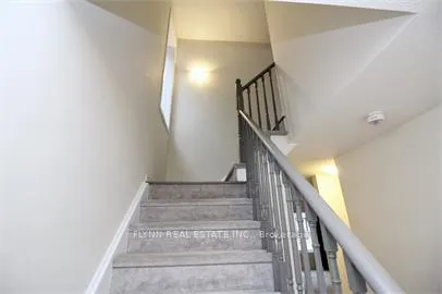 Photo 6 of 7678 Buckeye Crescent, Niagara Falls, Brown — HOMEH