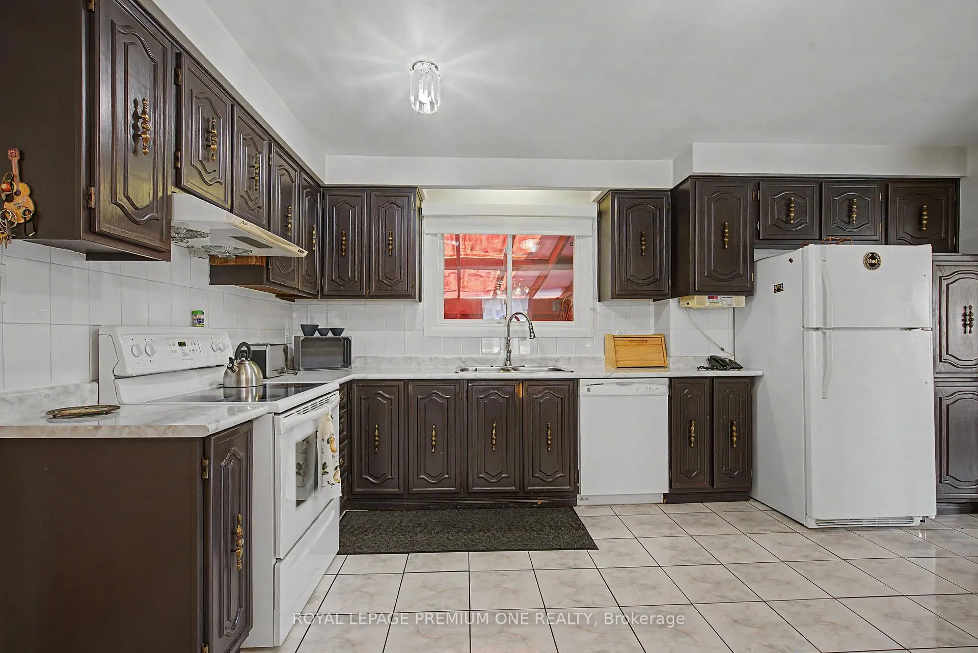 Photo 11 of 44 Ellerby Square N, Vaughan, West Woodbridge — HOMEH