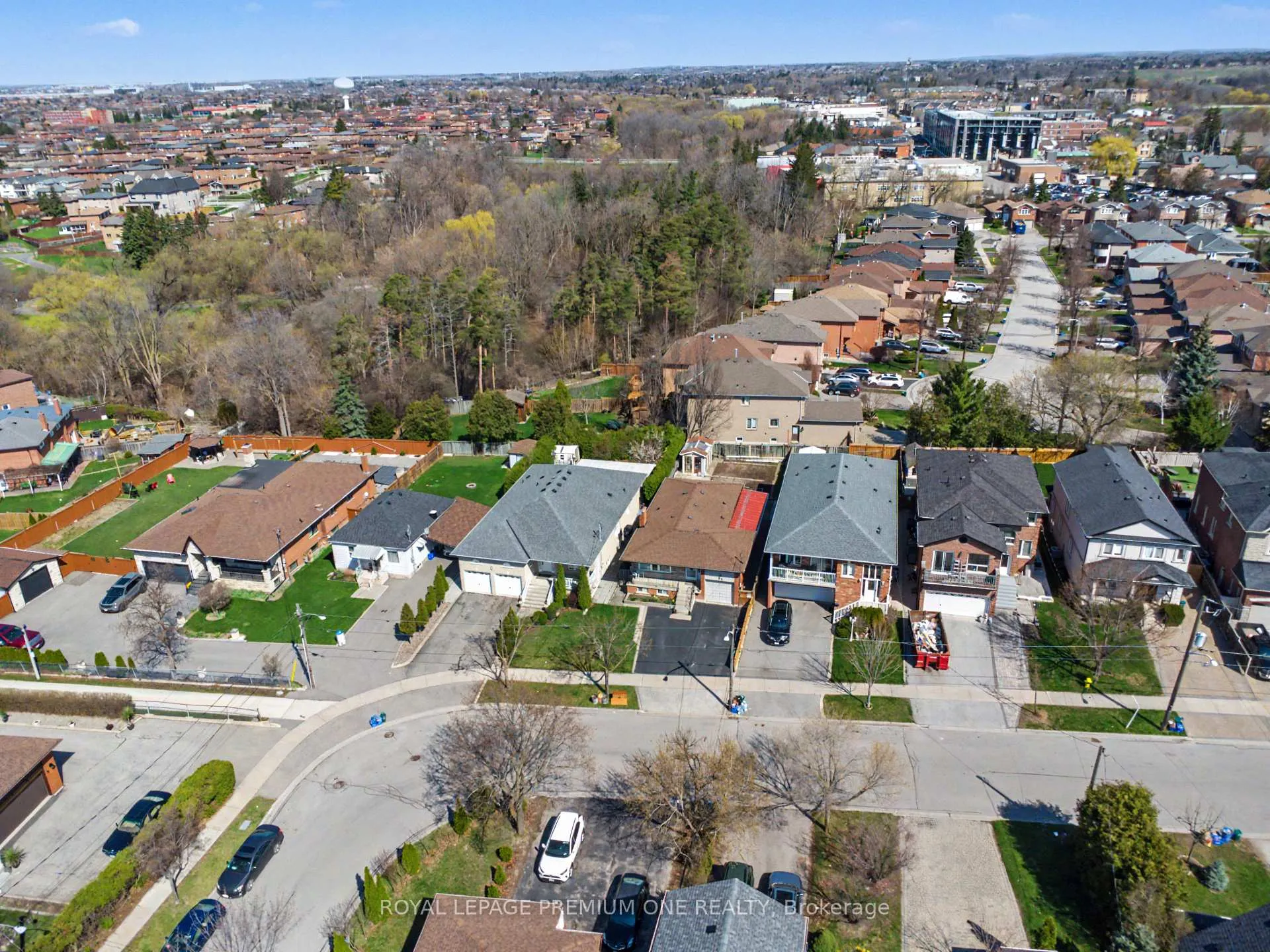 Photo 34 of 44 Ellerby Square N, Vaughan, West Woodbridge — HOMEH